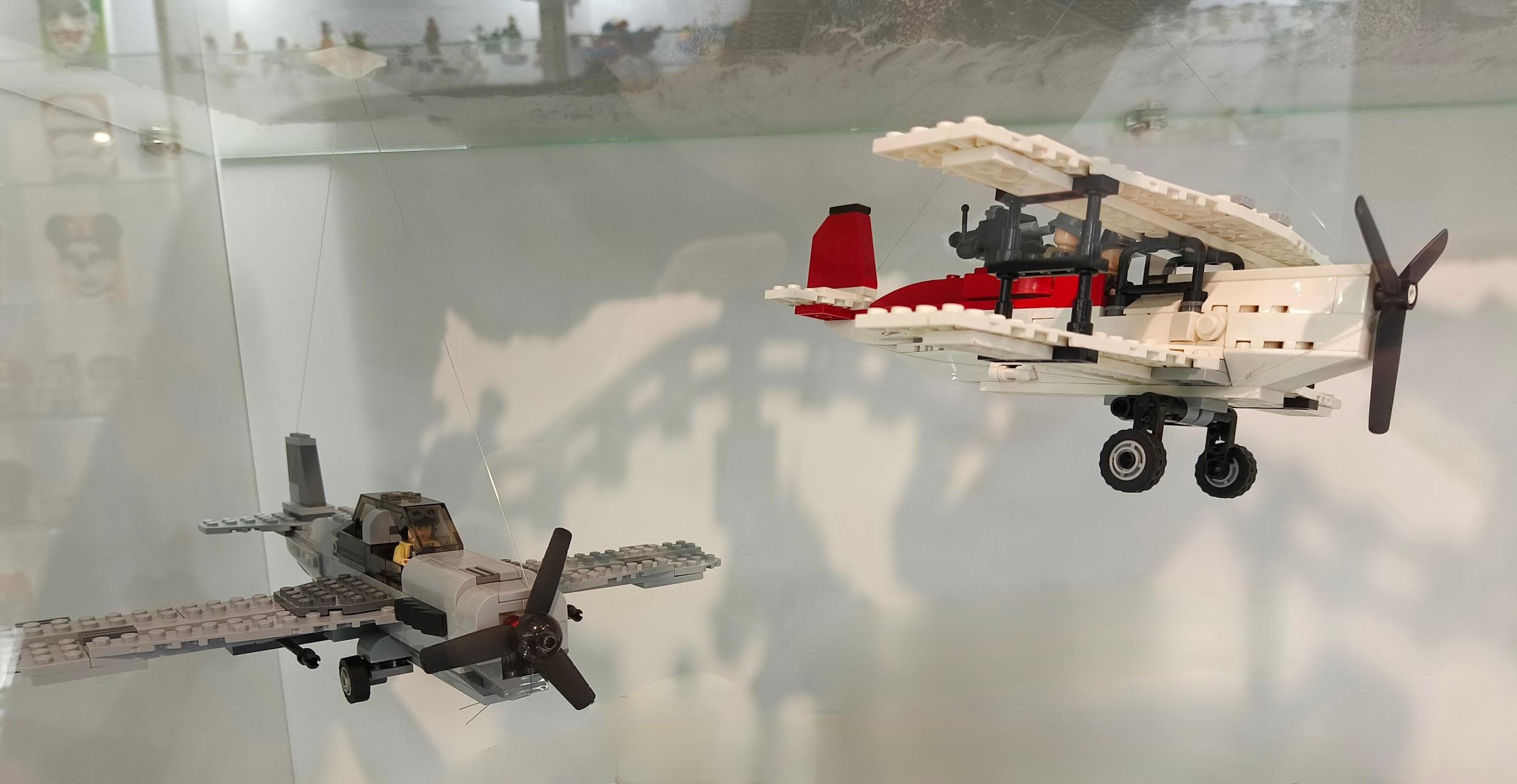 LEGO 7198 Fighter Plane Attack