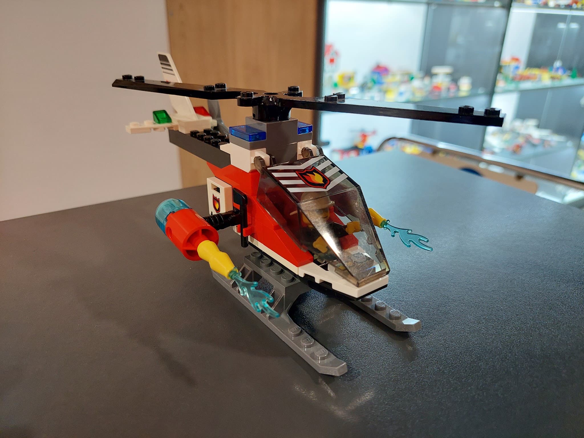 LEGO 7238 Fire Helicopter