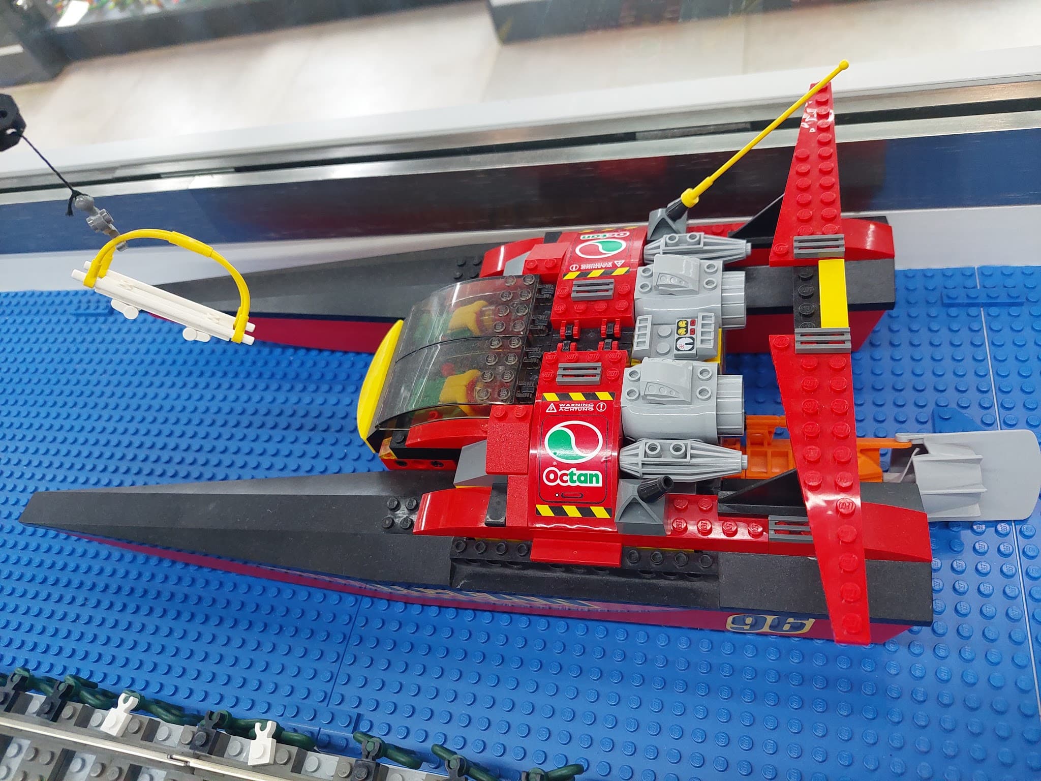 LEGO 7244 Speedboat
