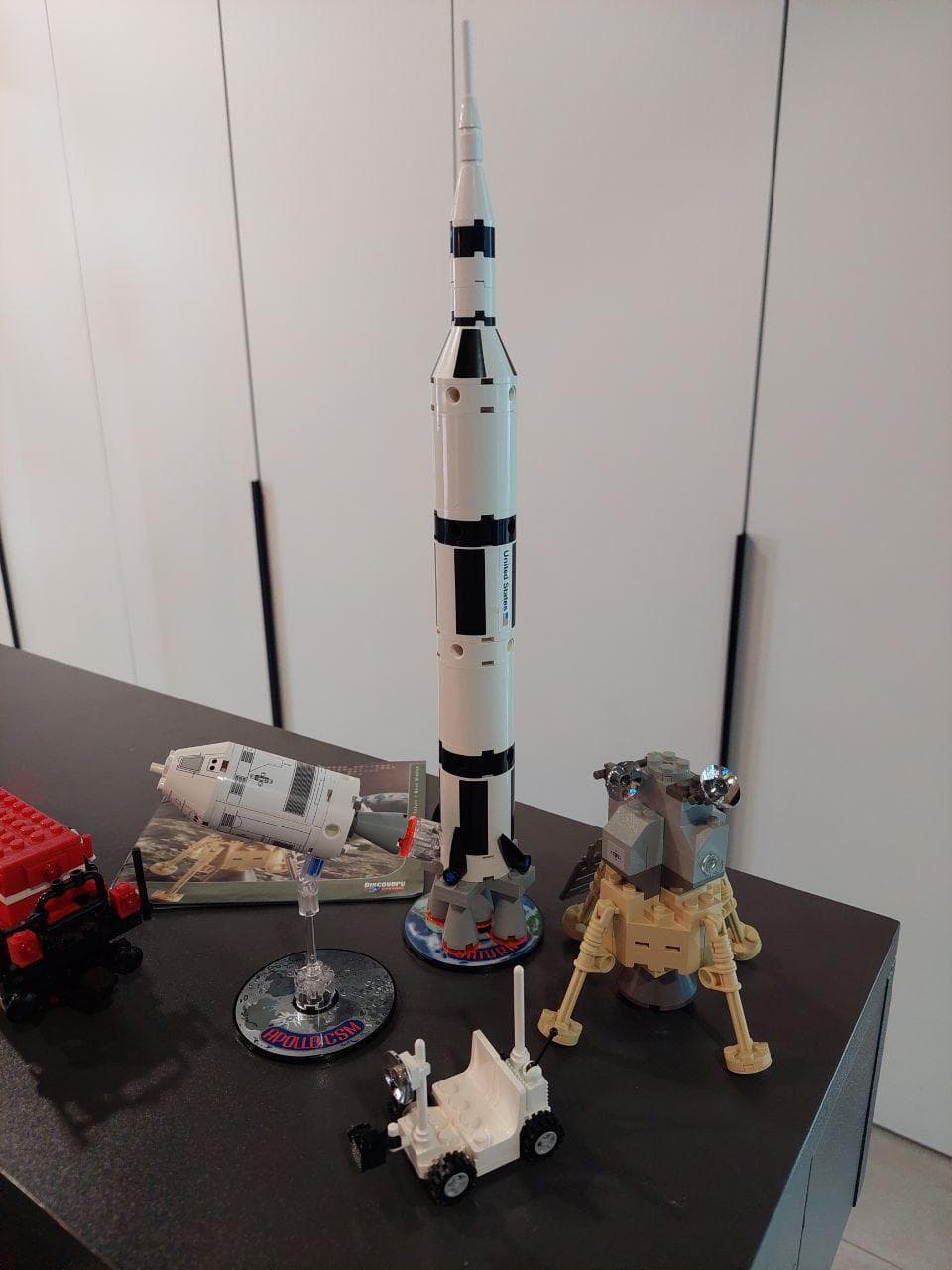 LEGO 7468 Saturn V Moon Mission