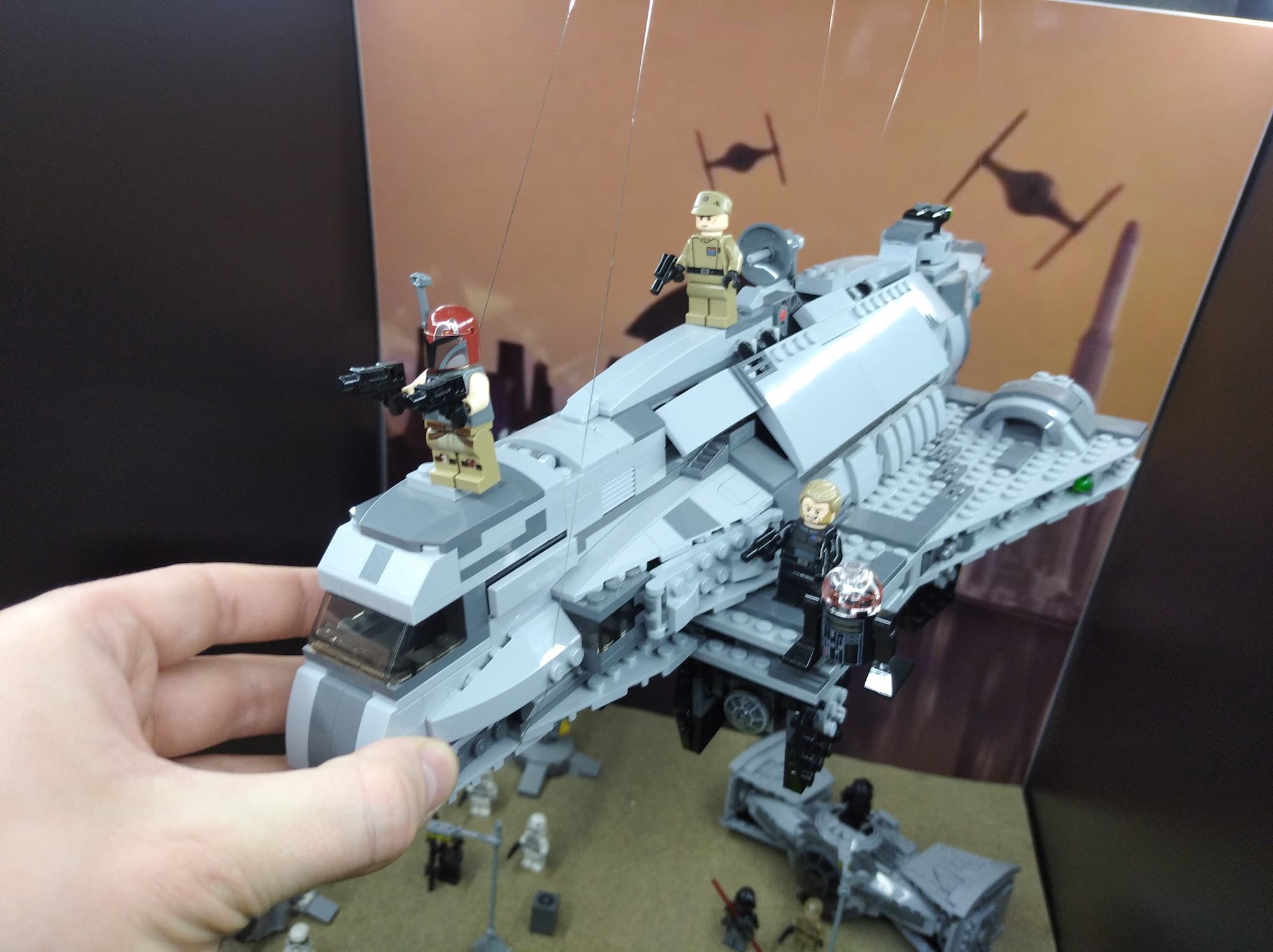 LEGO 75106 Imperial Assault Carrier