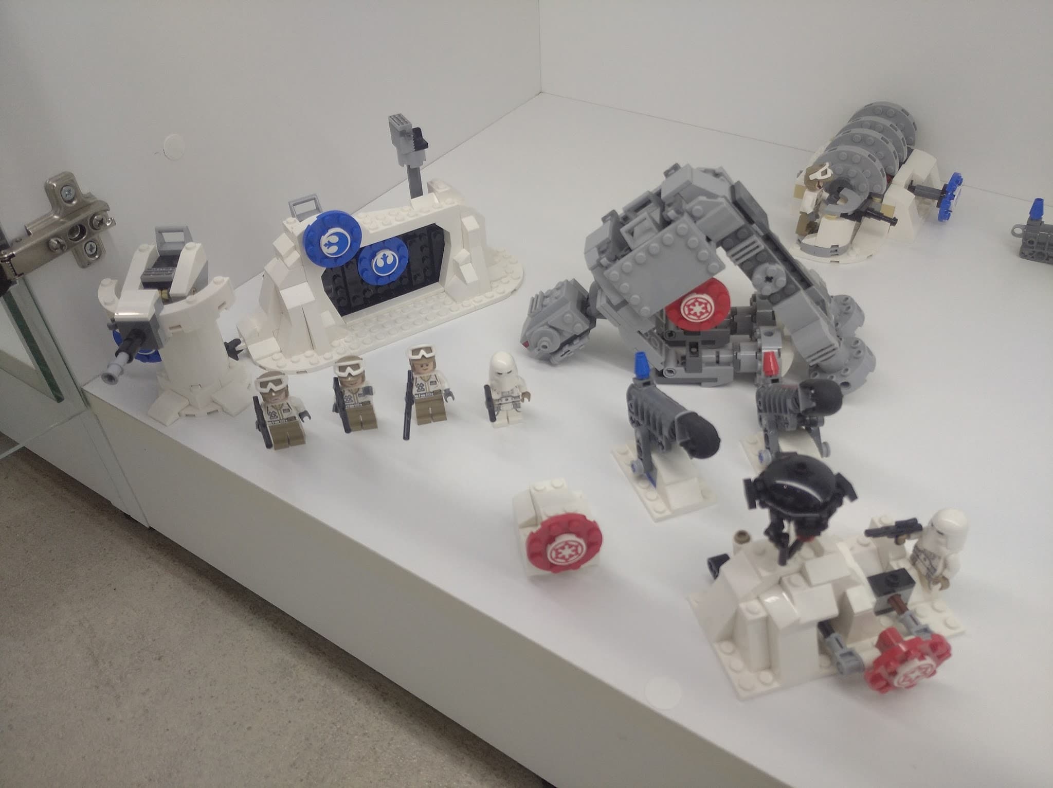 LEGO 75241 Action Battle Echo Base Defense