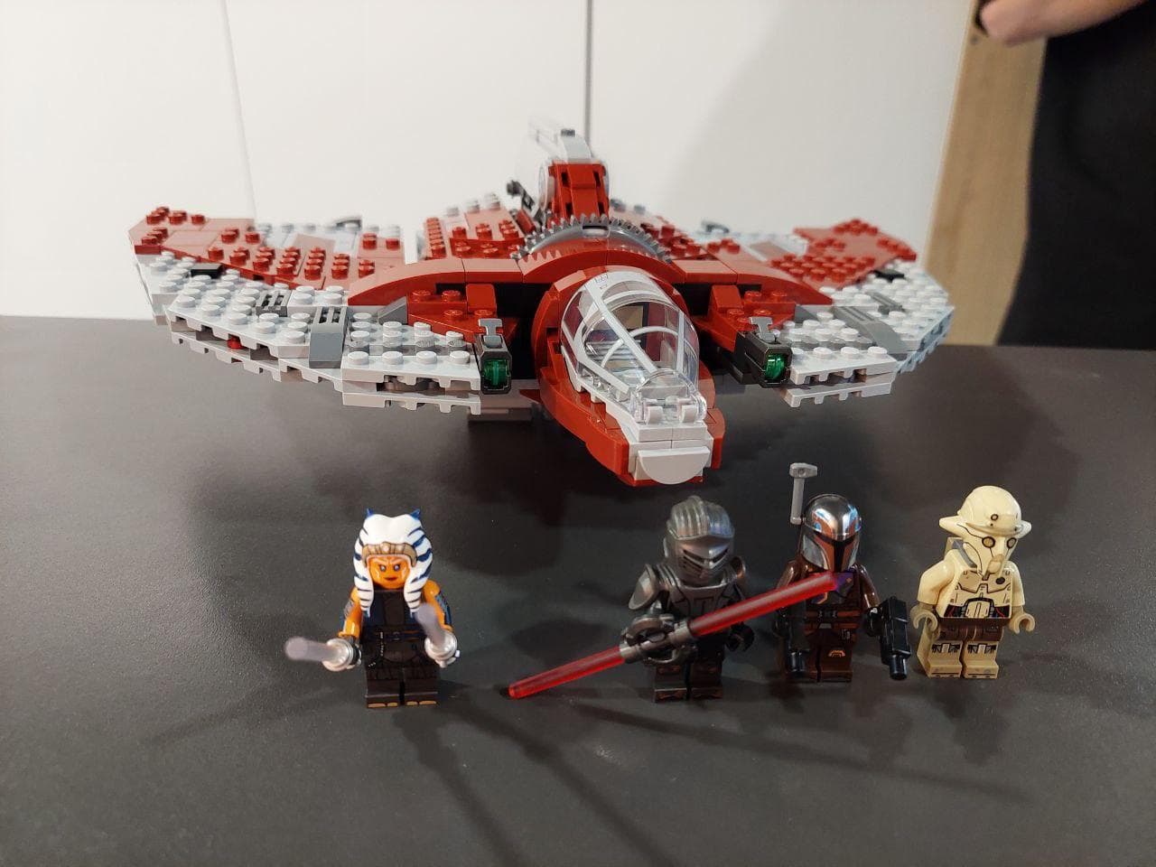 LEGO 75362 Ahsoka Tano's T-6 Jedi Shuttle