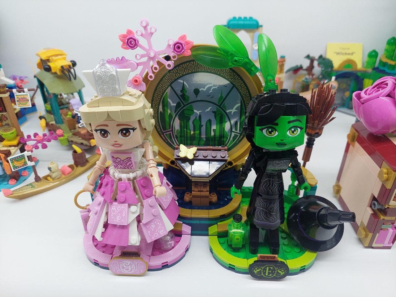 LEGO 75682 Elphaba & Glinda Figures