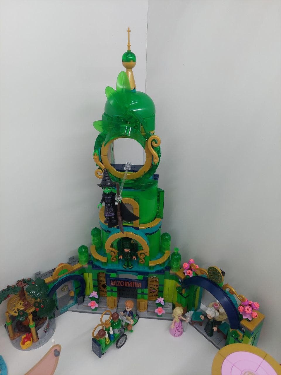 LEGO 75684 Welcome to Emerald City