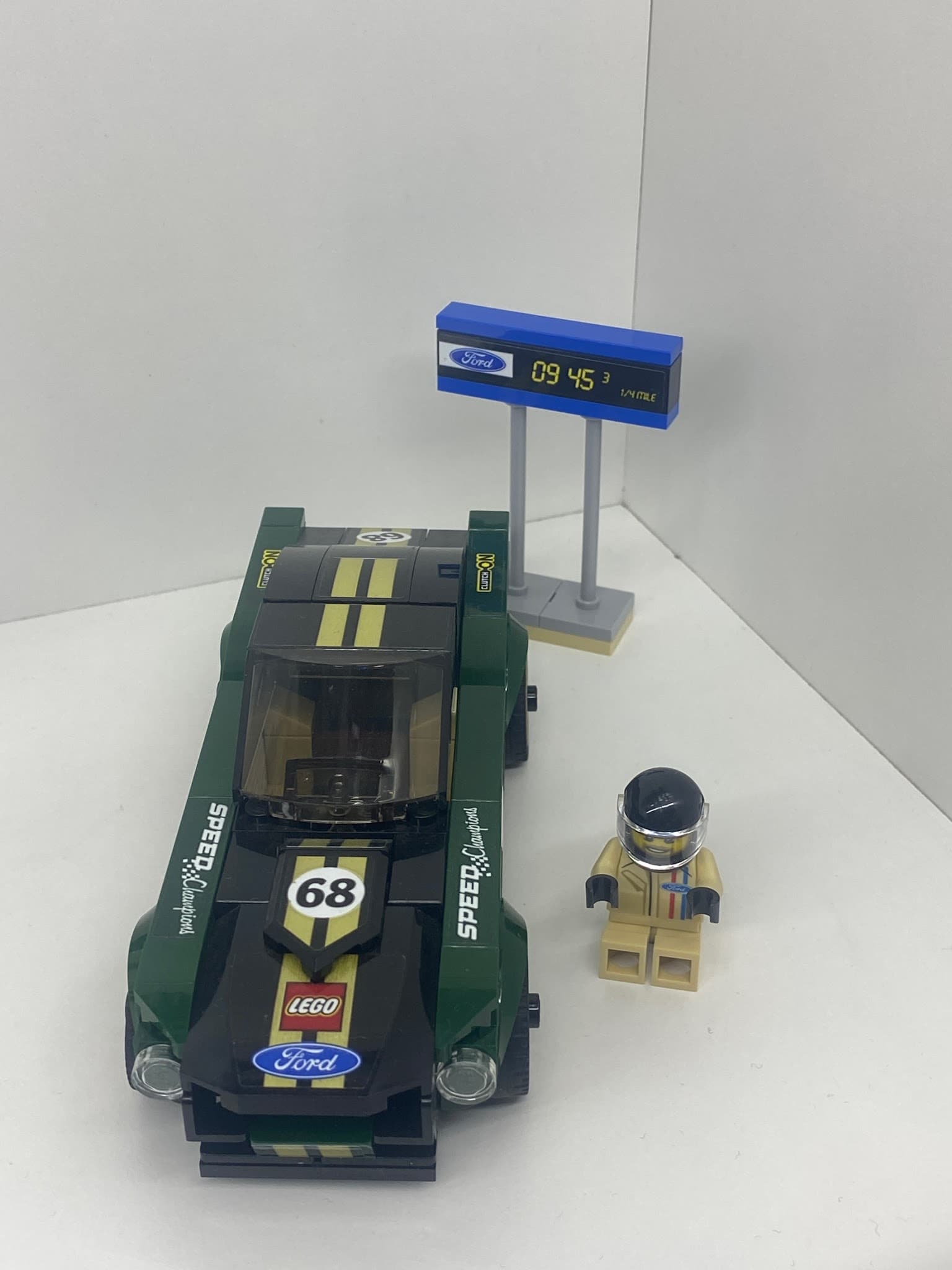 LEGO 75884 1968 Ford Mustang Fastback