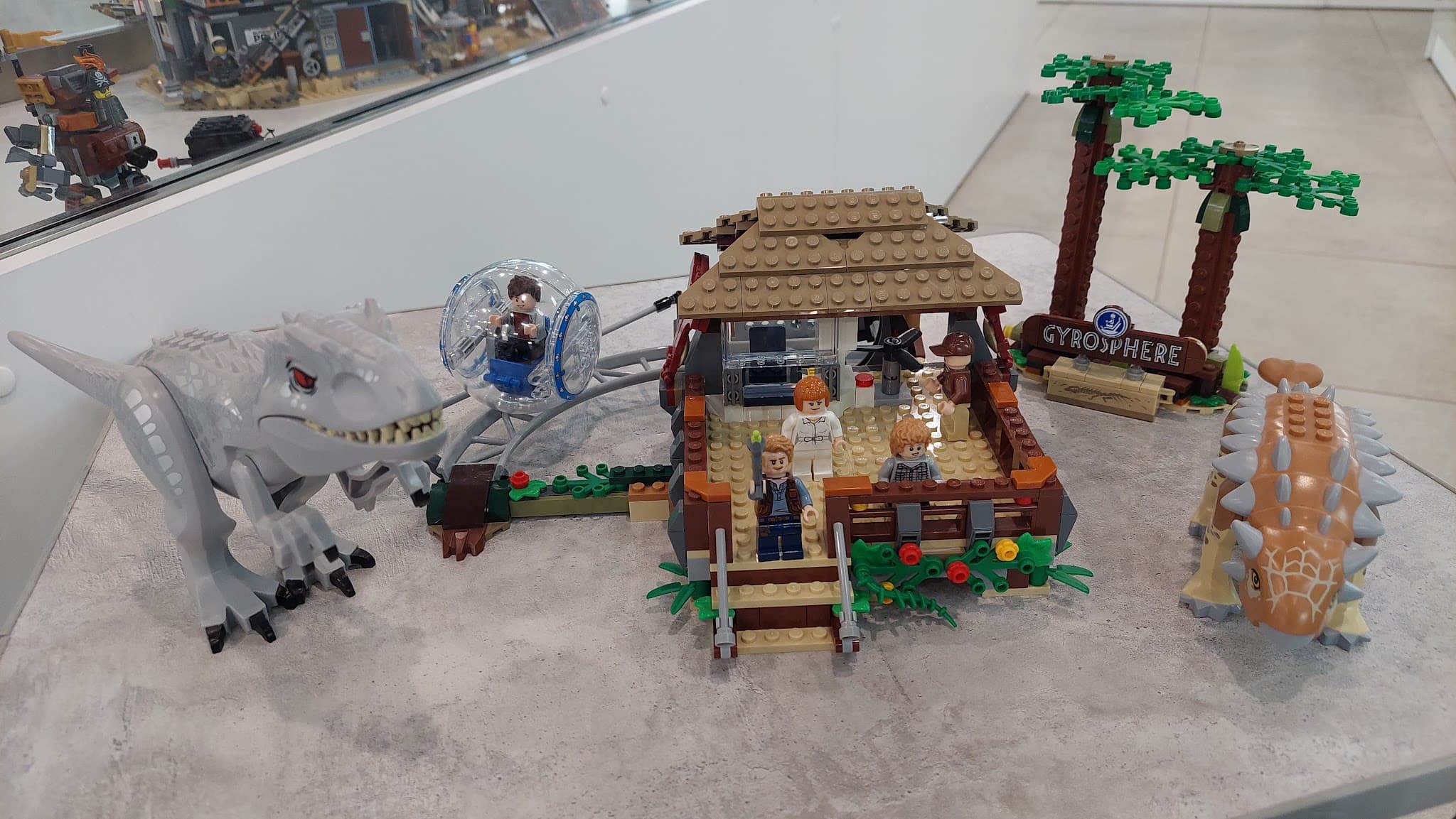 LEGO 75941 Indominus rex vs. Ankylosaurus