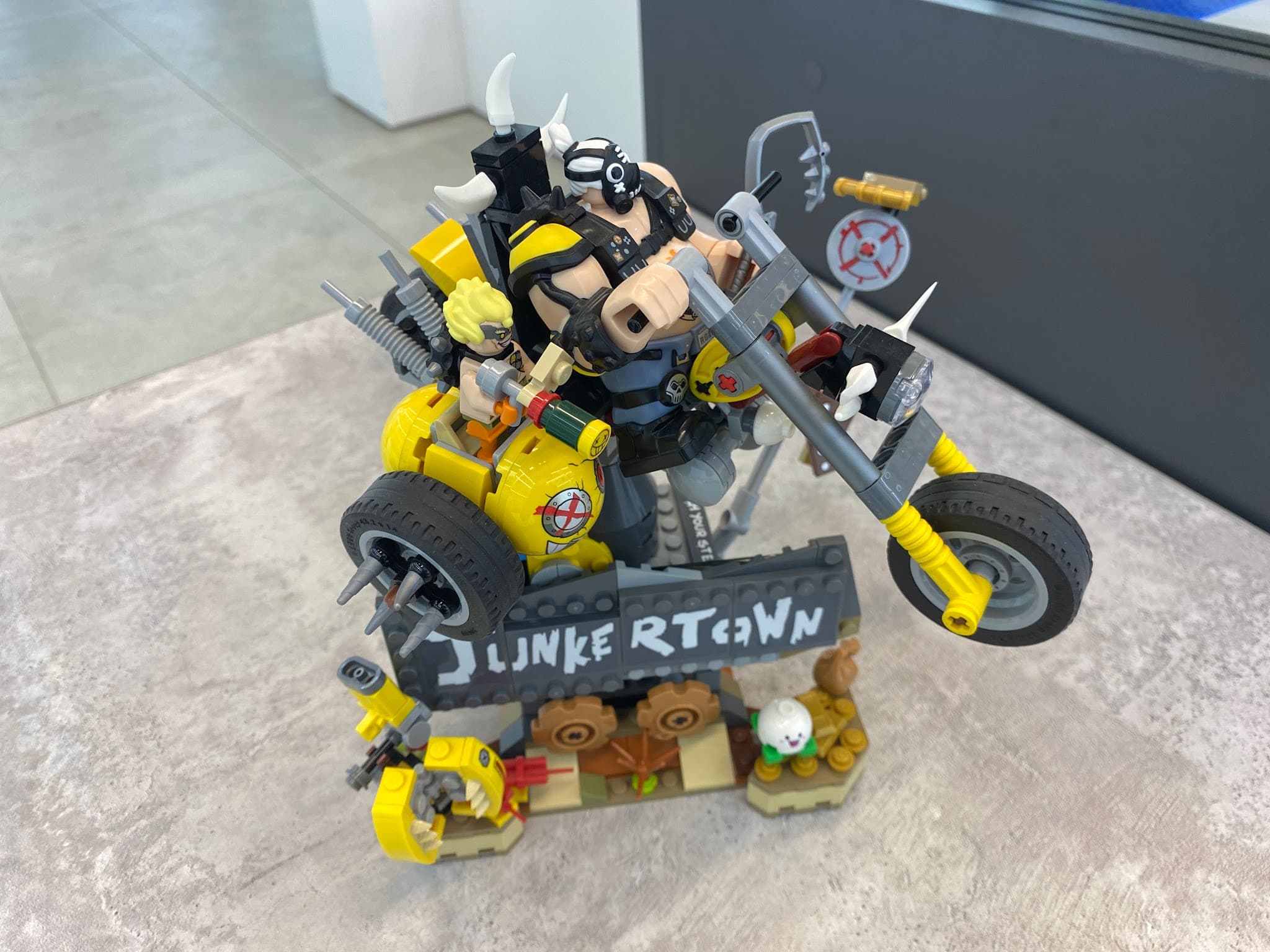 LEGO 75977 Junkrat & Roadhog