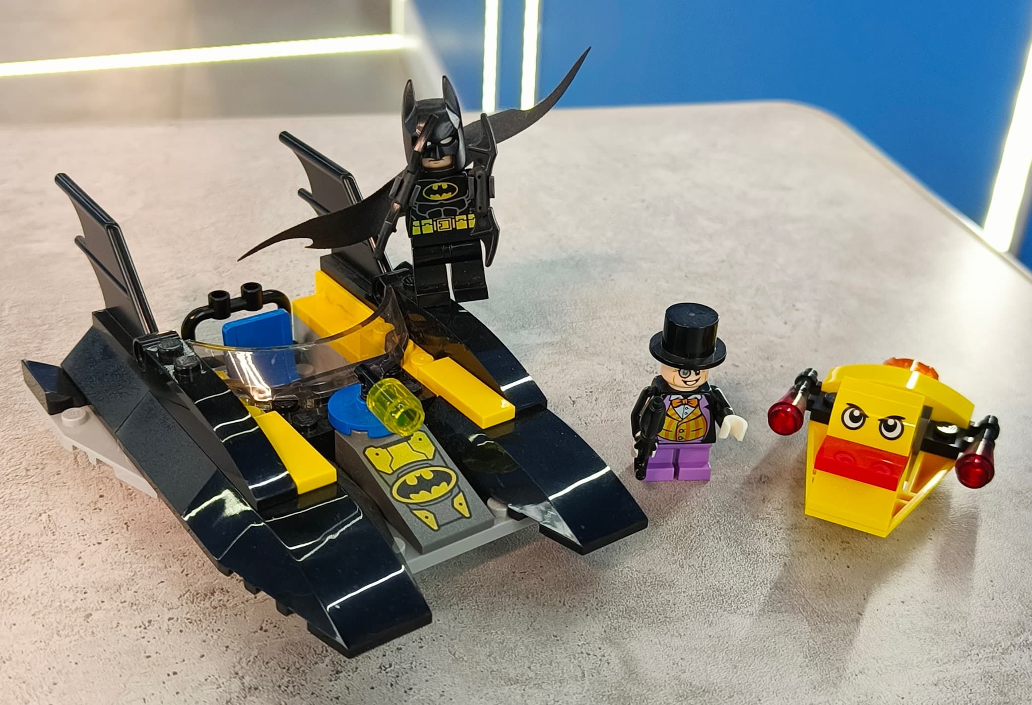 LEGO 76158 Batboat The Penguin Pursuit!