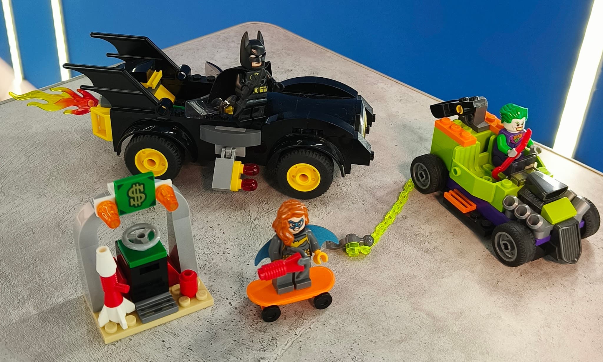 LEGO 76180 Batman vs. The Joker: Batmobile Chase
