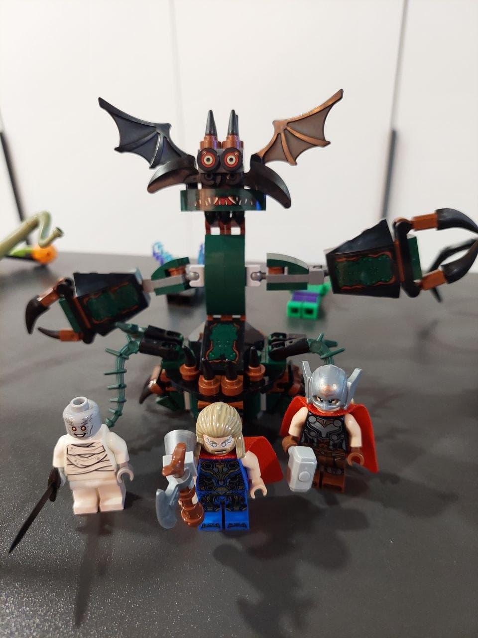 LEGO 76207 Attack on New Asgard