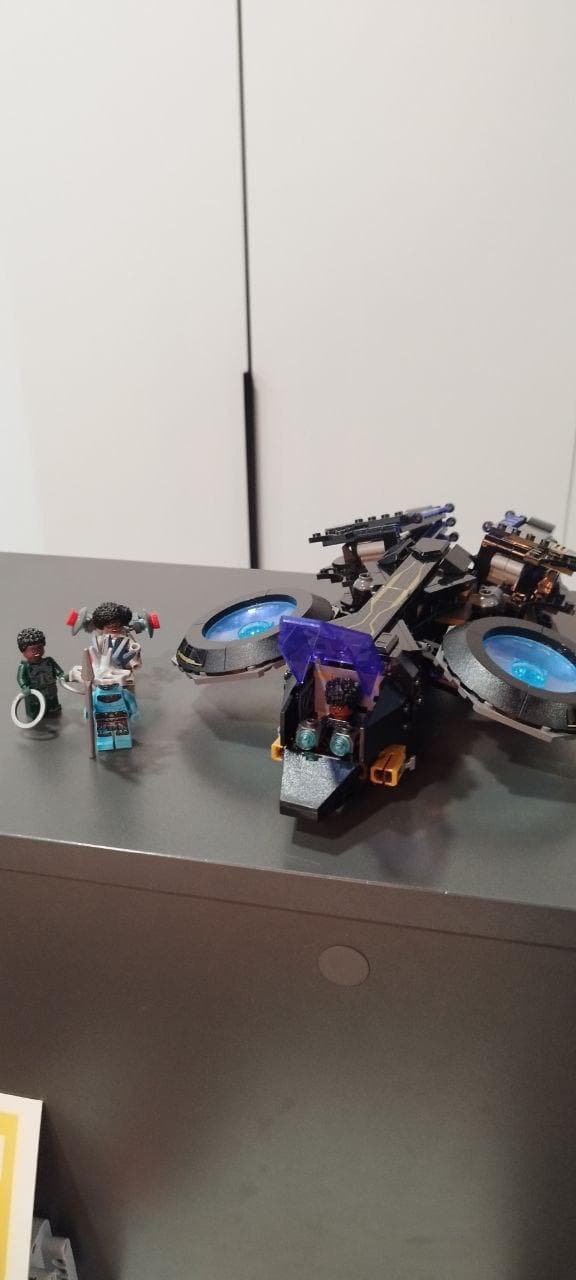 LEGO 76211 Shuri's Sunbird