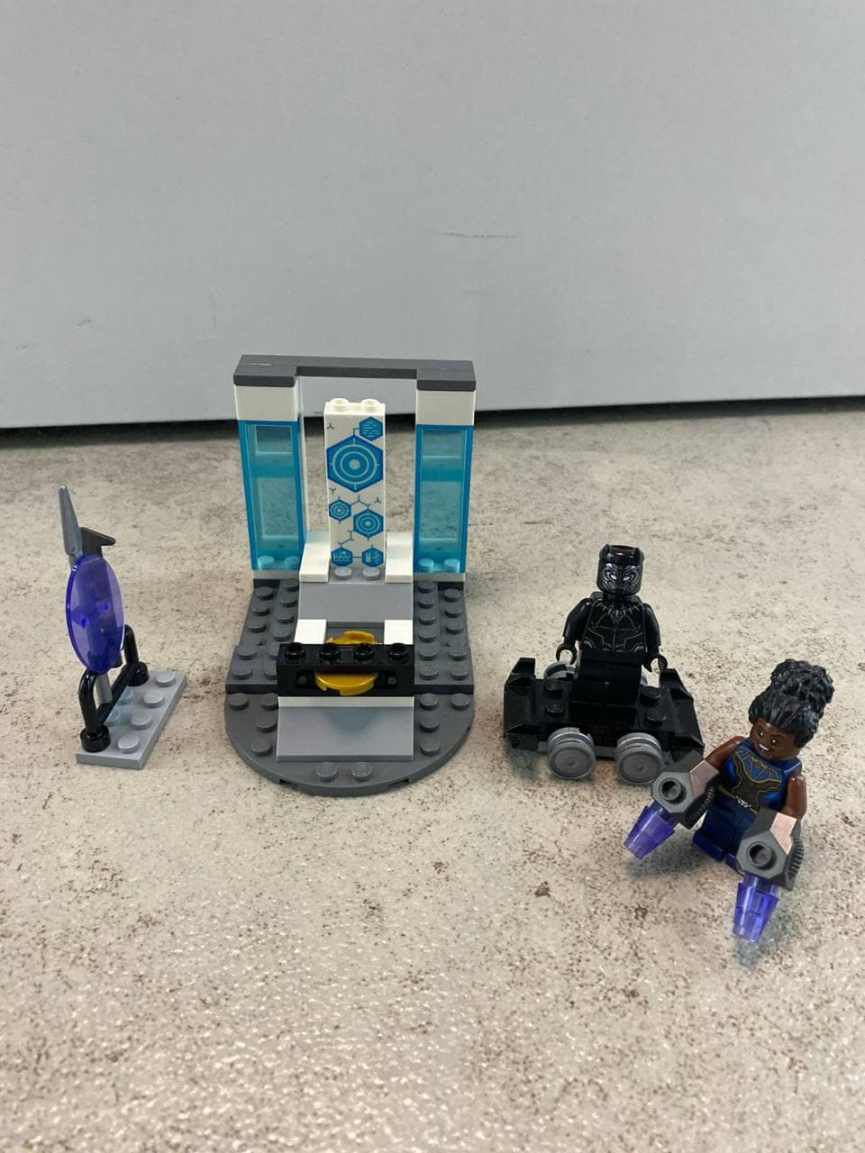 LEGO 76212 Shuri's Lab