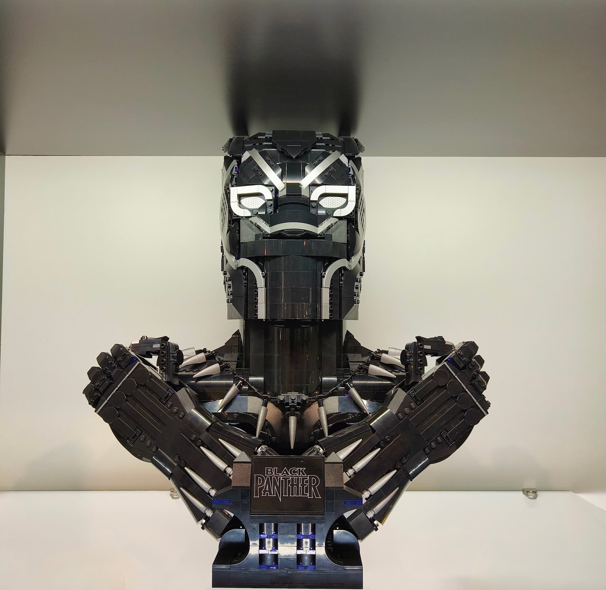LEGO 76215 Black Panther