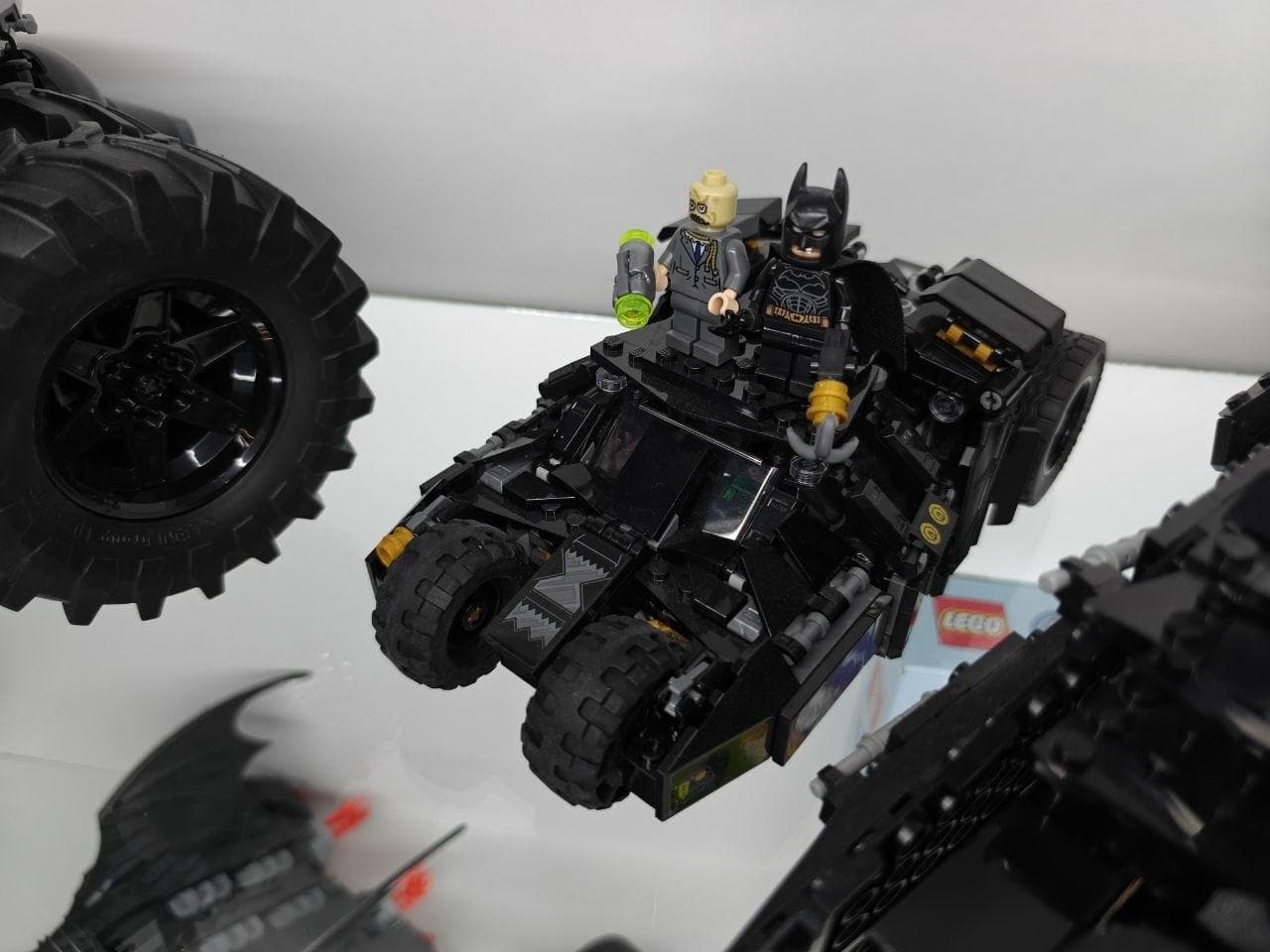 LEGO 76239 Batmobile Tumbler: Scarecrow Showdown
