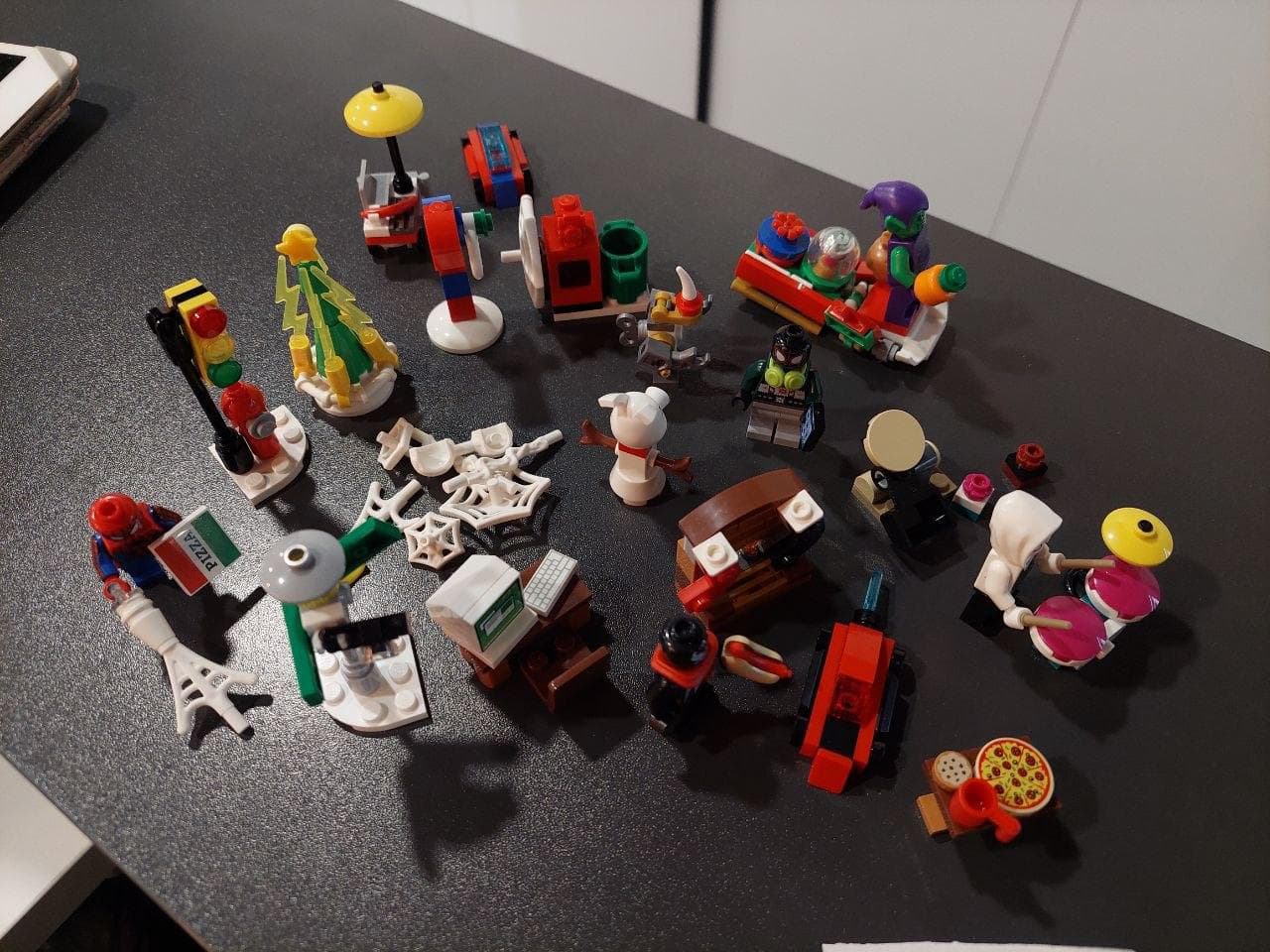 LEGO 76293 Spider-Man 2024 Advent Calendar