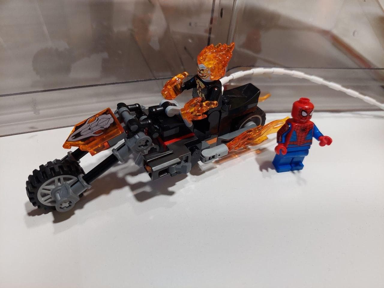 LEGO 76335 Spider-Man vs. Ghost Rider Motorcycle