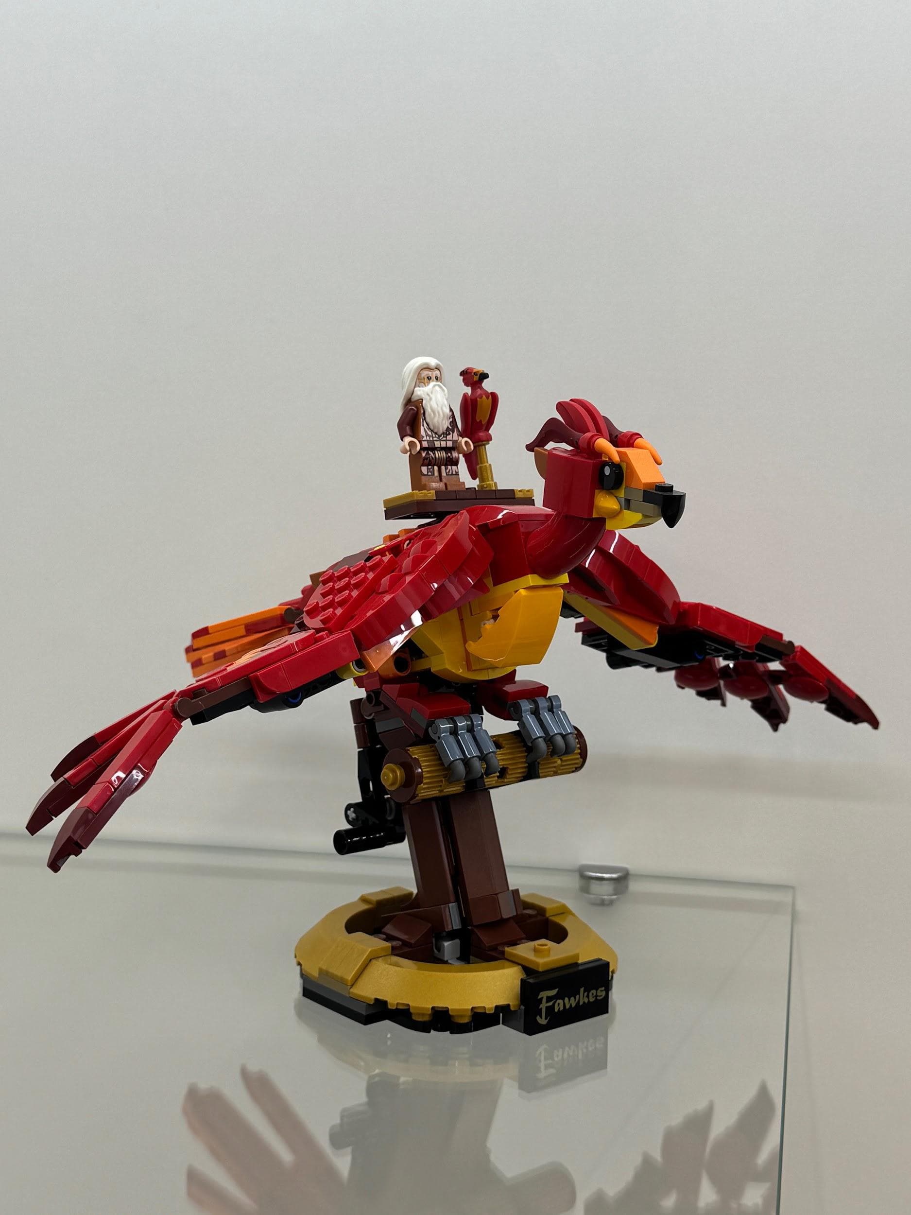 LEGO 76394 Fawkes, Dumbledore's Phoenix