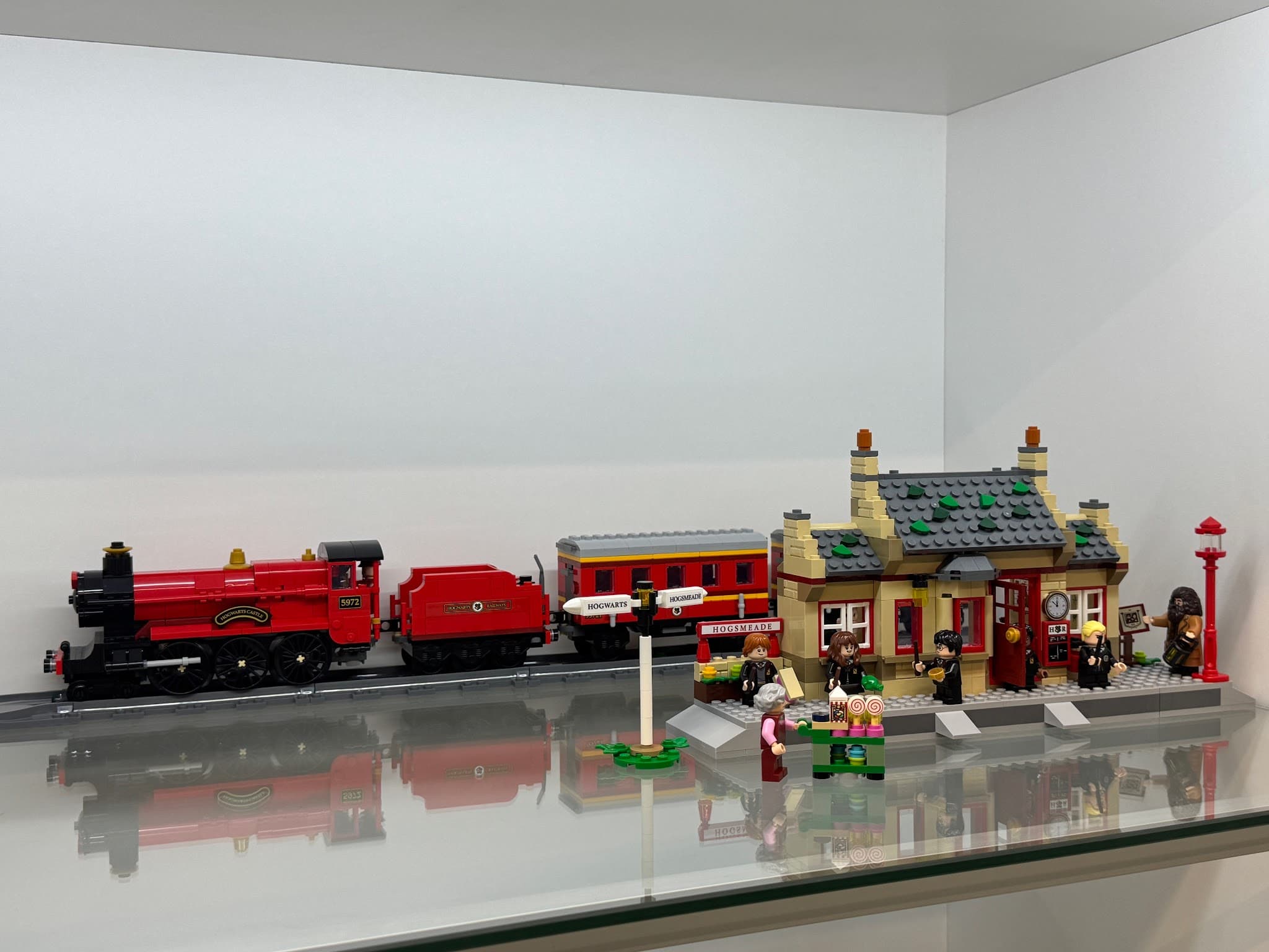 LEGO 76423 Hogwarts Express & Hogsmeade Station