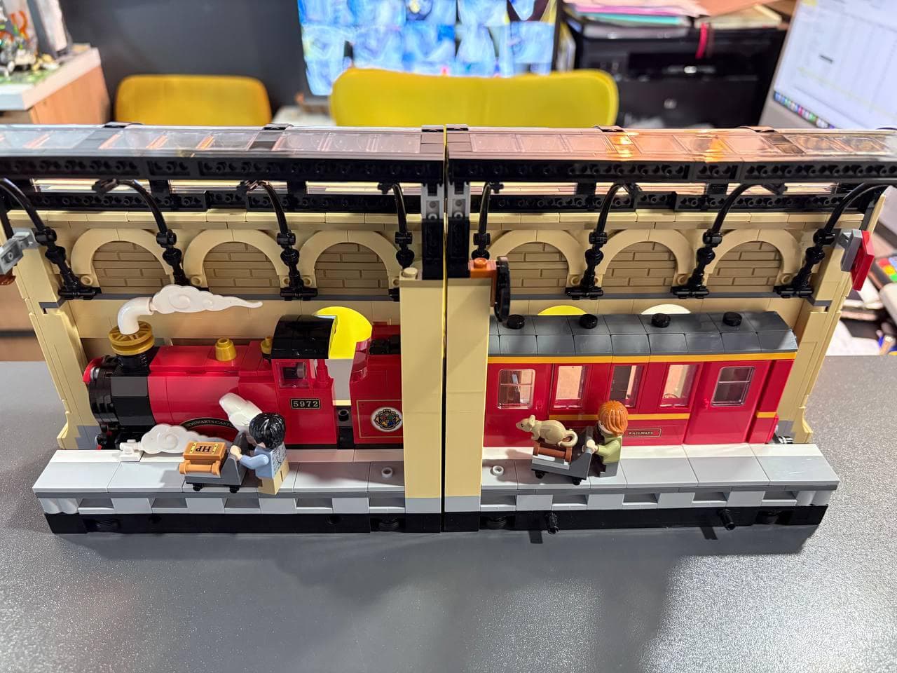 LEGO 76450 Book Nook: Hogwarts Express