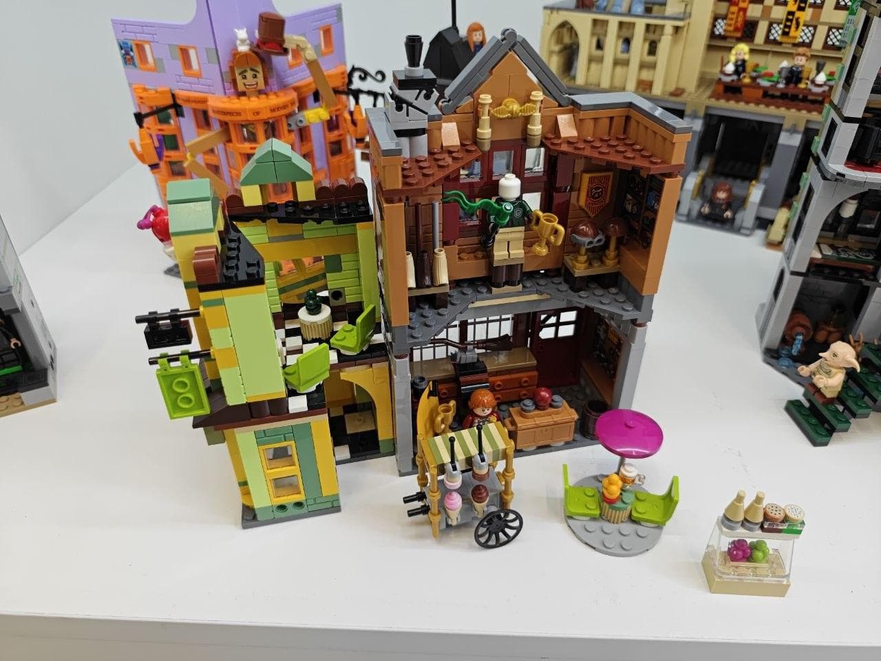 LEGO 76452 Quality Quidditch Supplies & Ice Cream Parlour