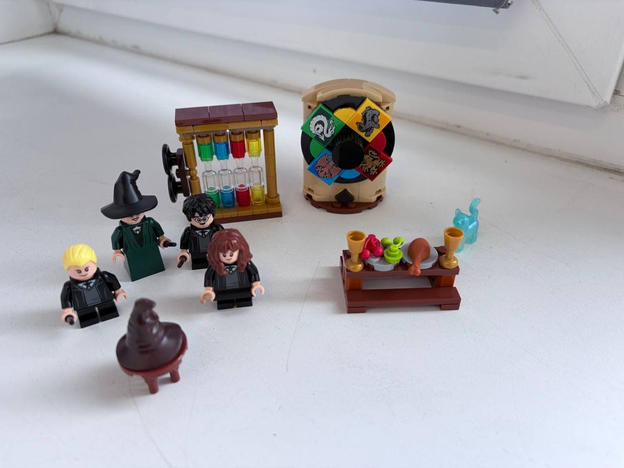 LEGO 76460 Hogwarts Castle: Sorting Hat Ceremony