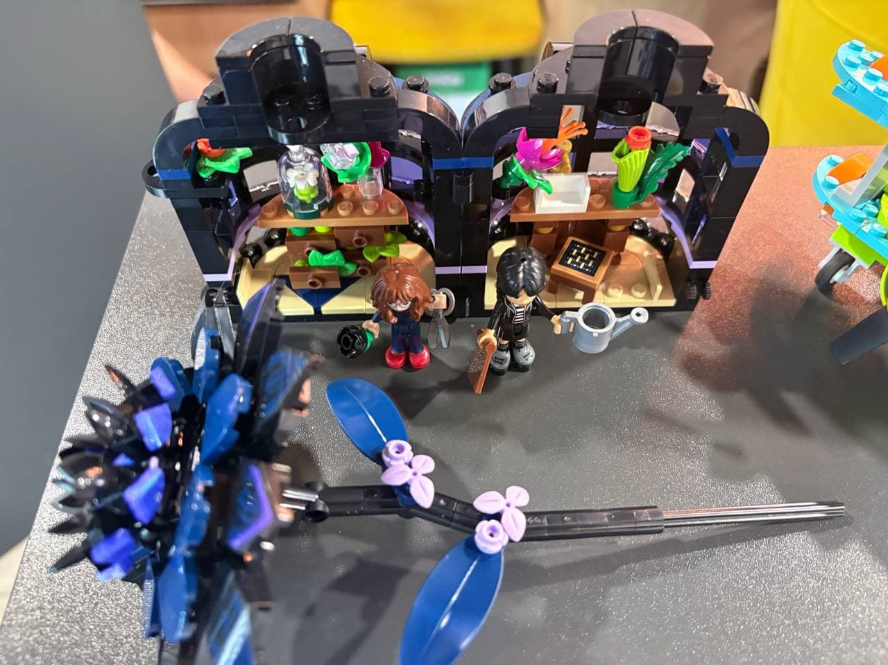 LEGO 76784 Black Dahlia Flower