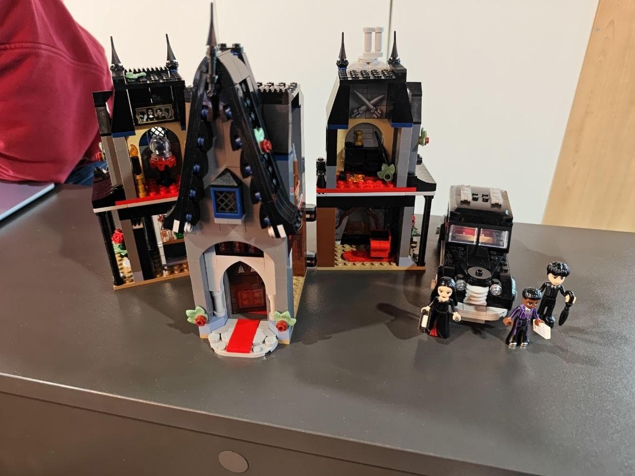 LEGO 76786 Morticia's Cottage