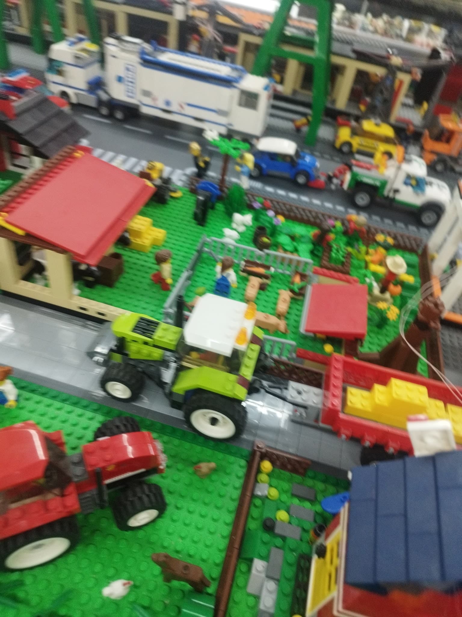 LEGO 7684 Pig Farm & Tractor