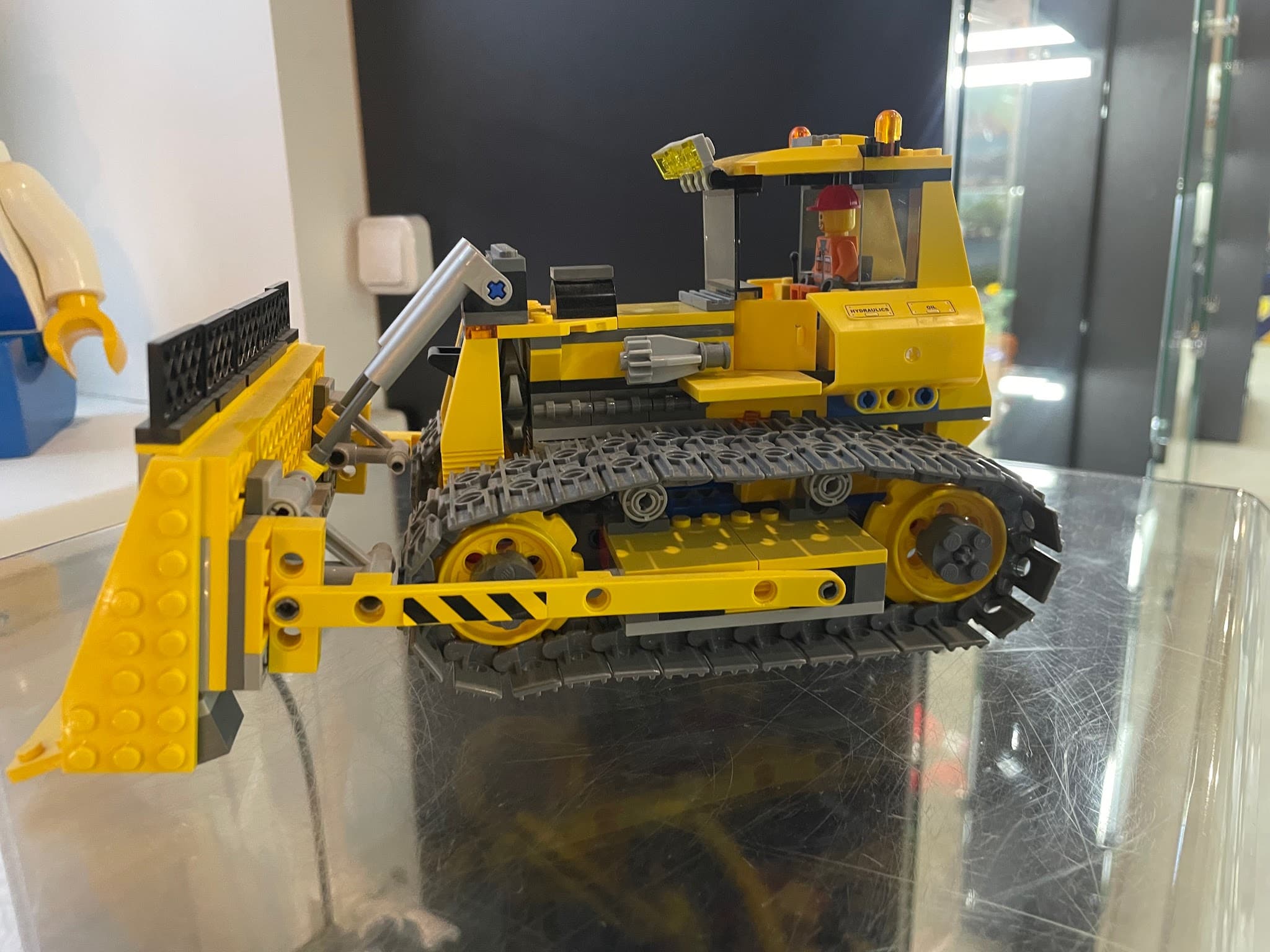 LEGO 7685 Dozer