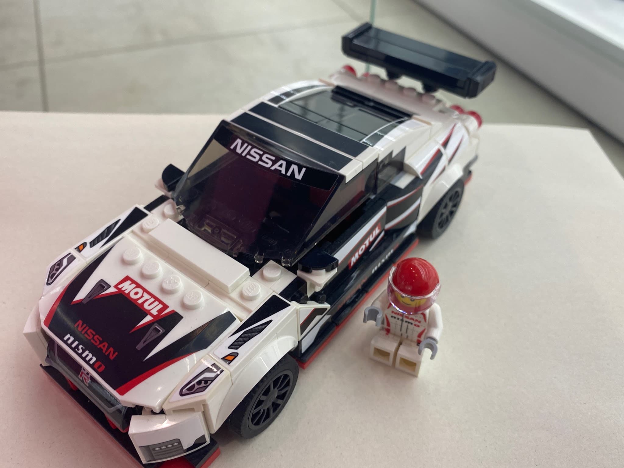 LEGO 76896 Nissan GT-R NISMO