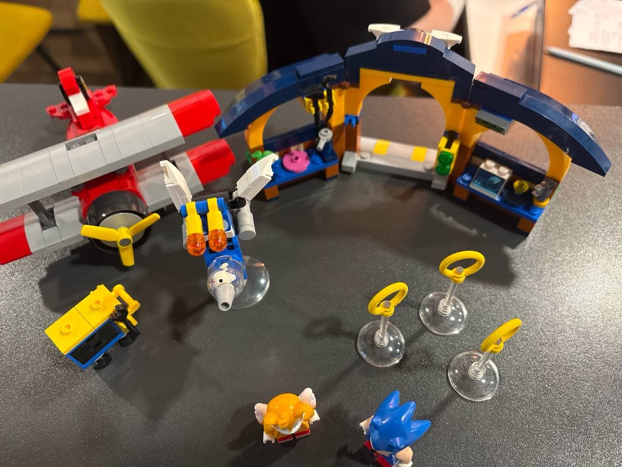 LEGO 76991 Tails' Workshop and Tornado Plane