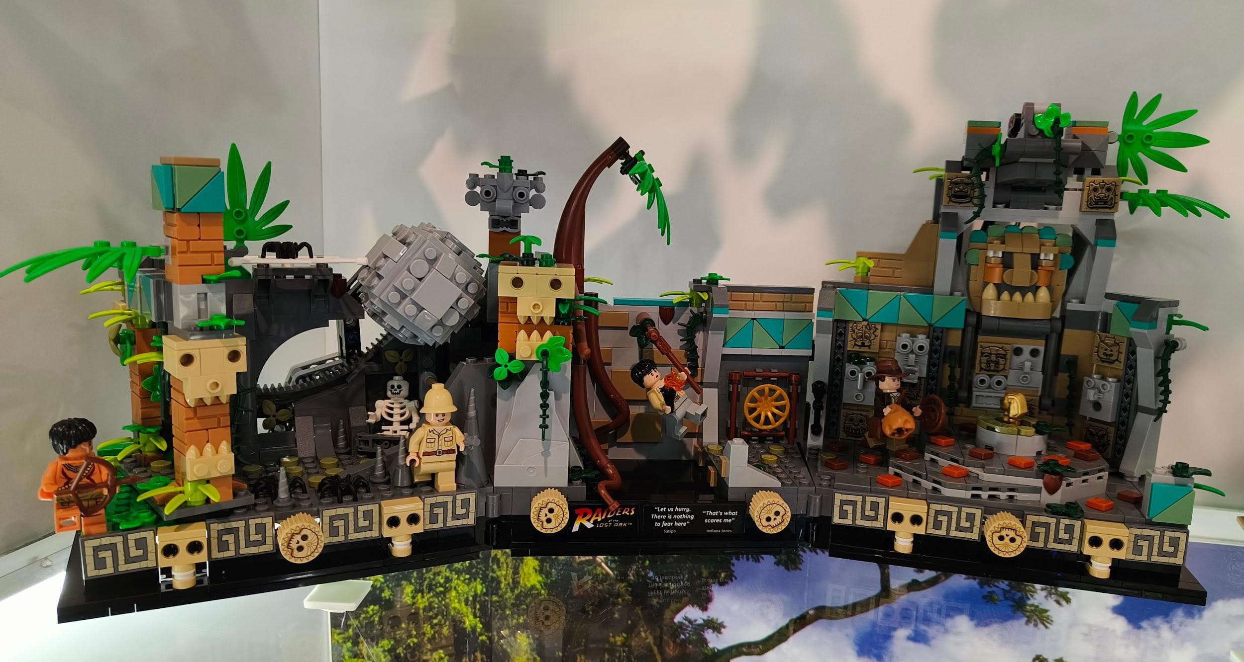 LEGO 77015 Temple of the Golden Idol
