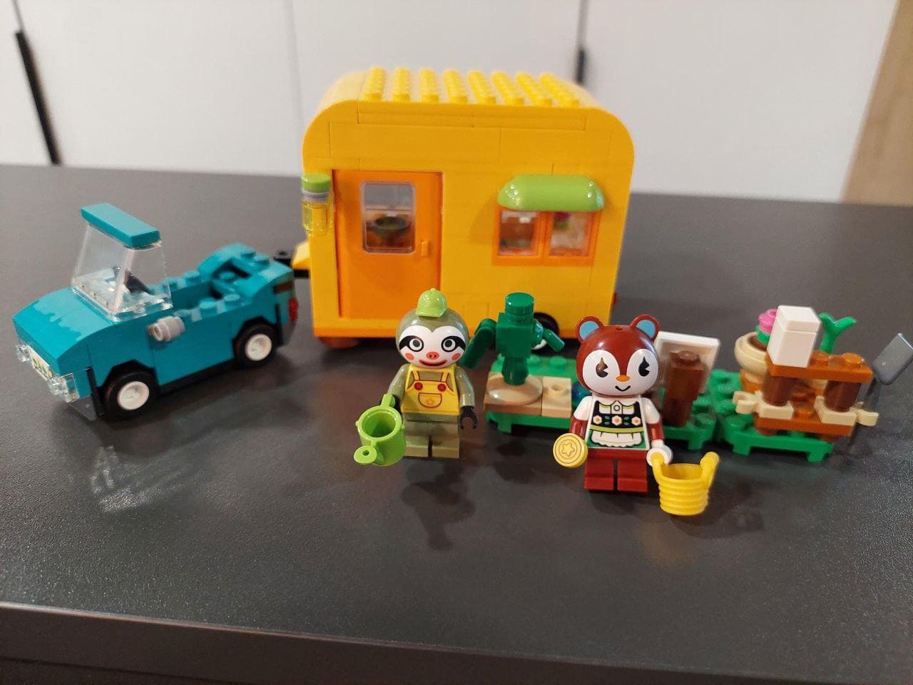 LEGO 77054 Leif's Caravan & Garden Shop