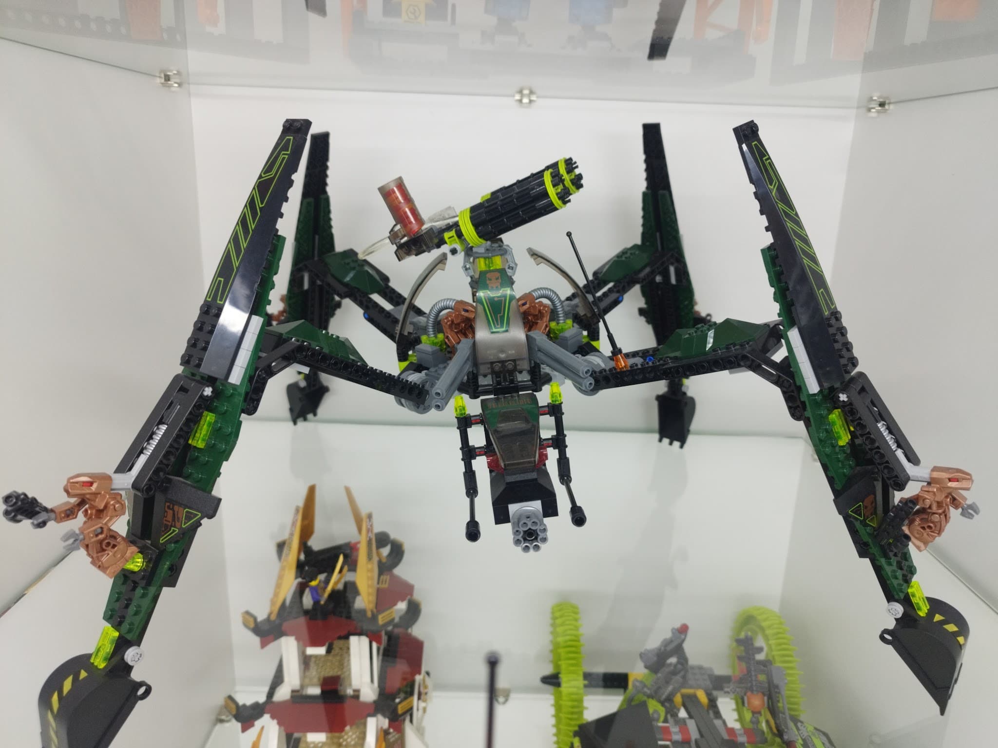 LEGO 7707 Striking Venom