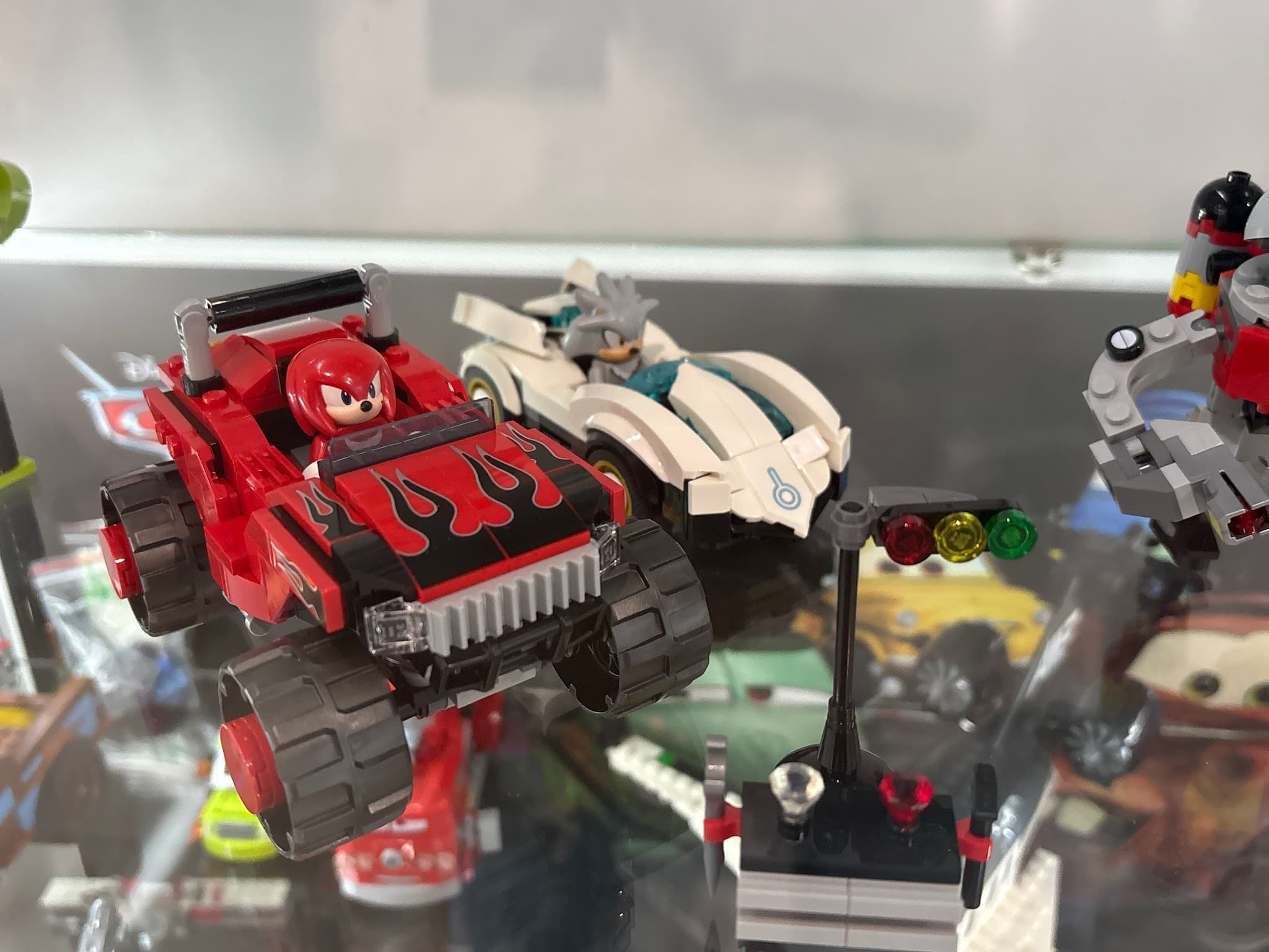 LEGO 77118 Silver's Car vs. Knuckles' Monster Truck