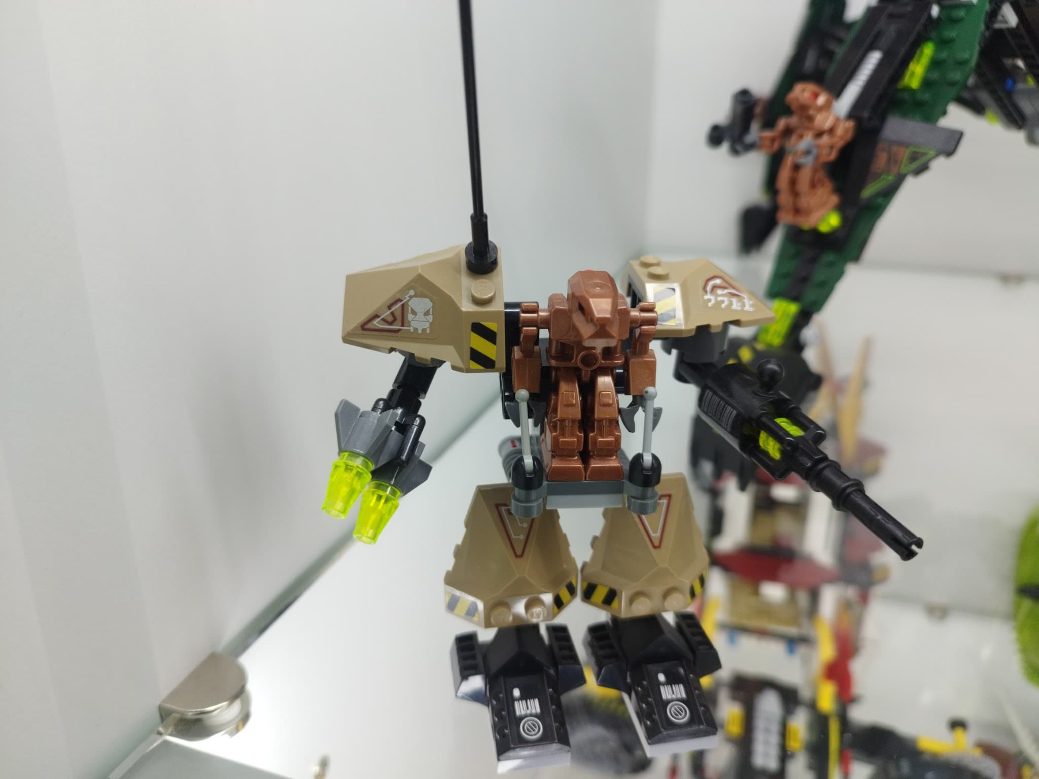 LEGO 7711 Sentry