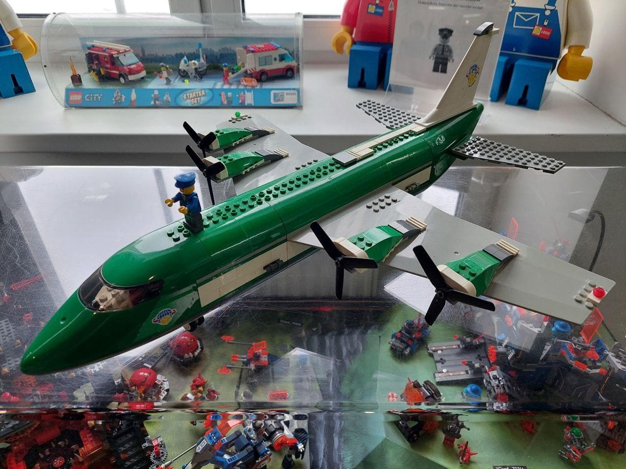 LEGO 7734 Cargo Plane