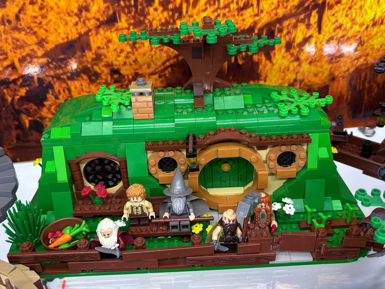 LEGO 79003 An Unexpected Gathering