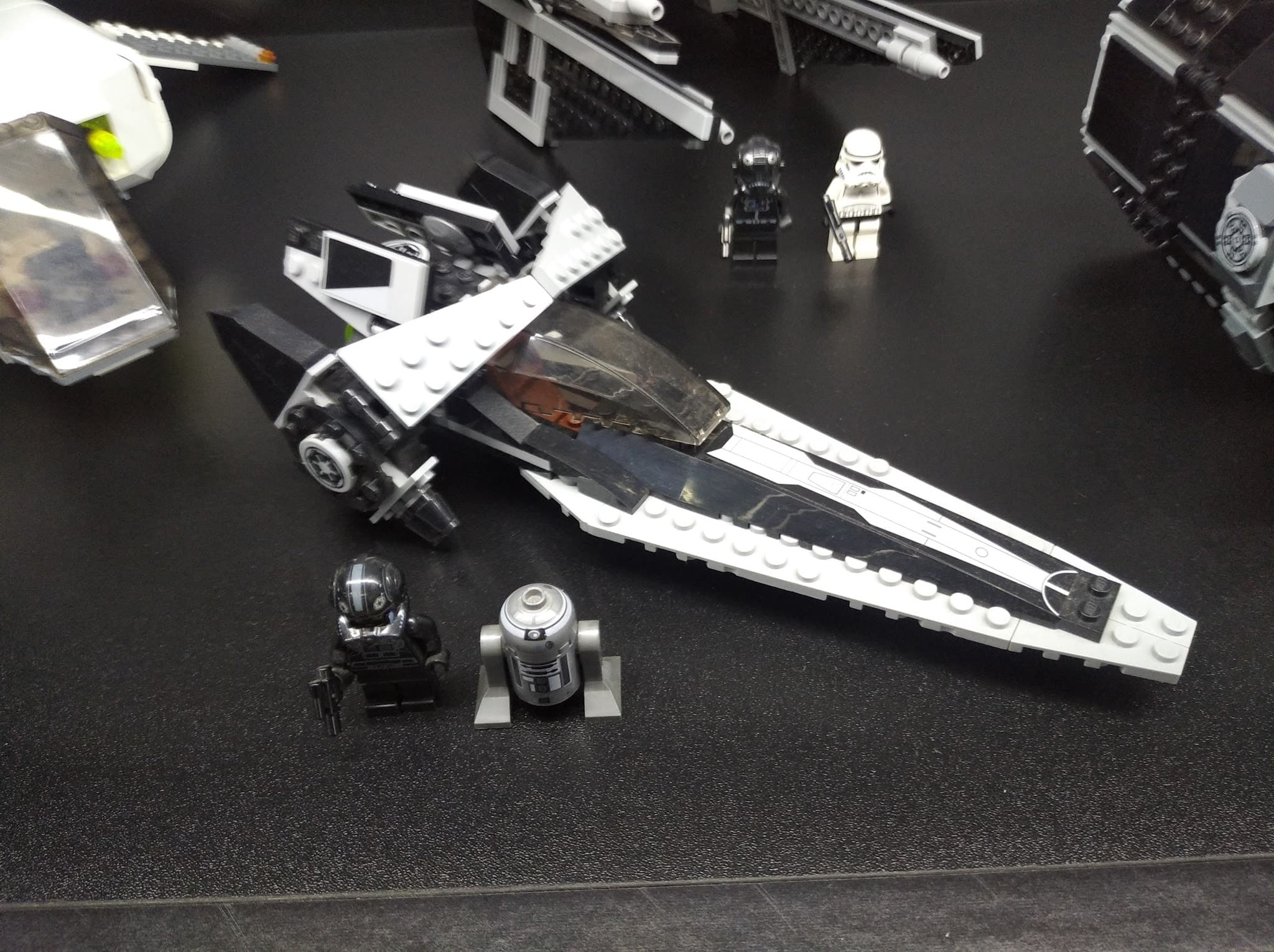 LEGO 7915 Imperial V-wing Starfighter