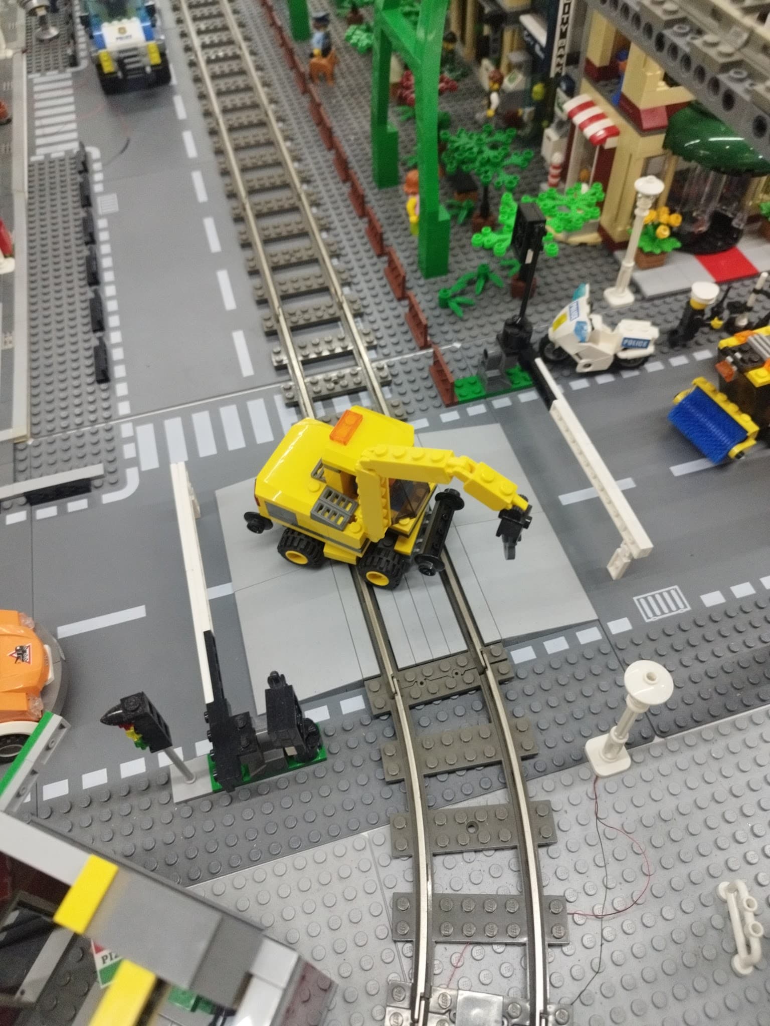 LEGO 7936 Level Crossing