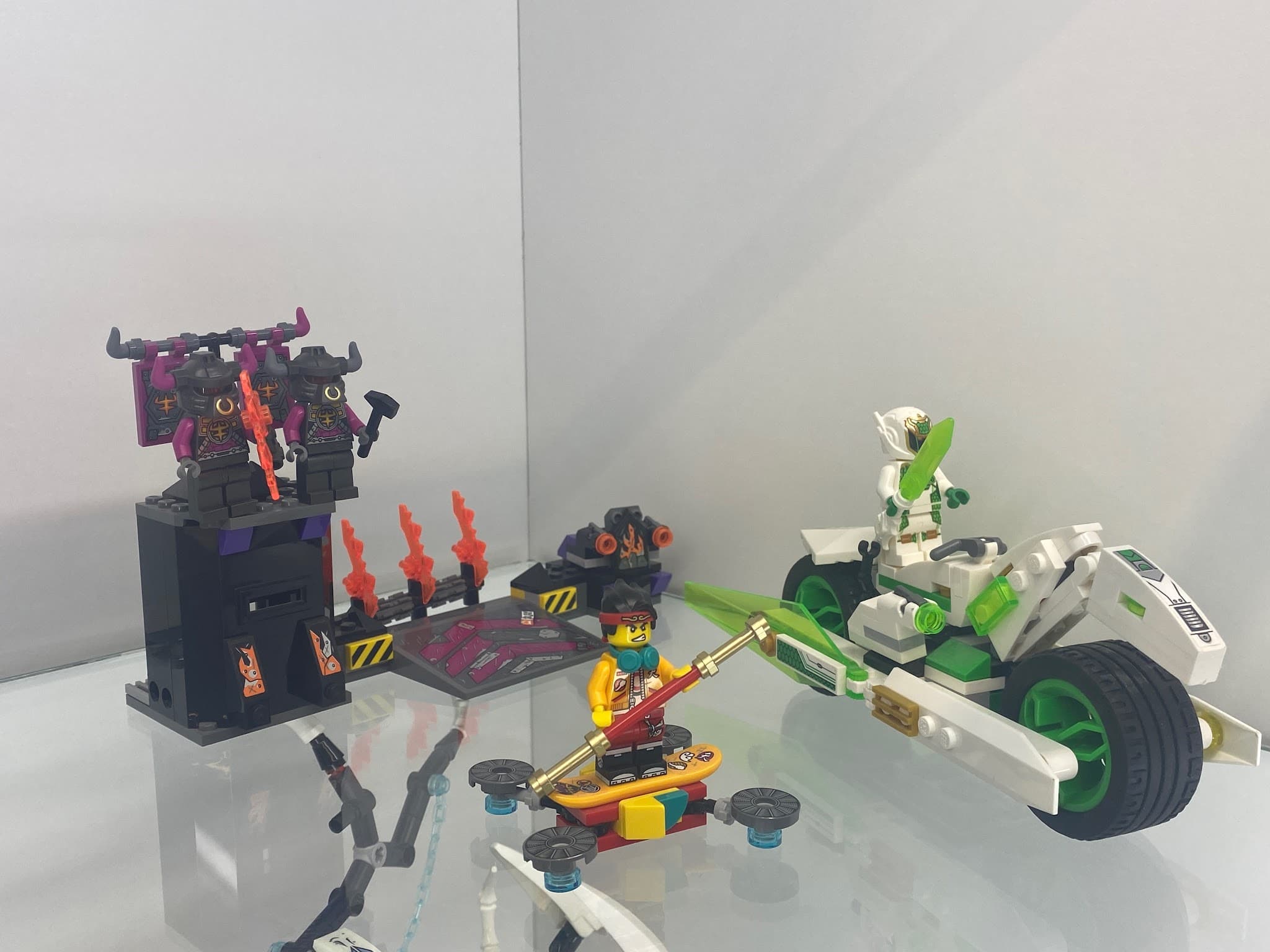 LEGO 80006 White Dragon Horse Bike