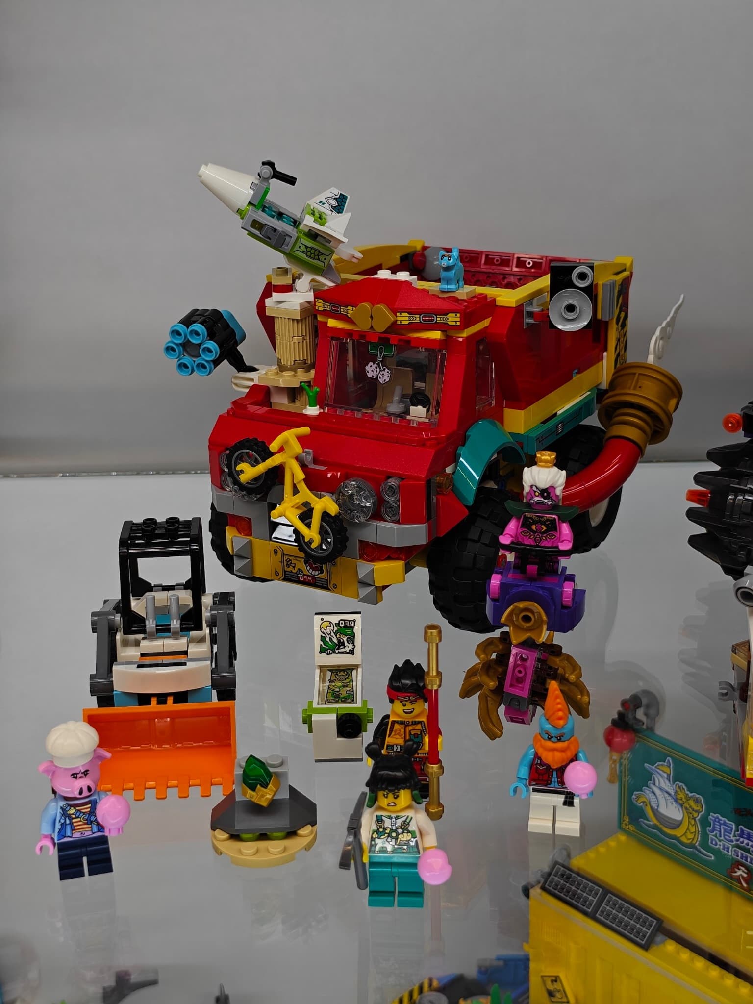 LEGO 80055 Monkie Kid's Team Power Truck