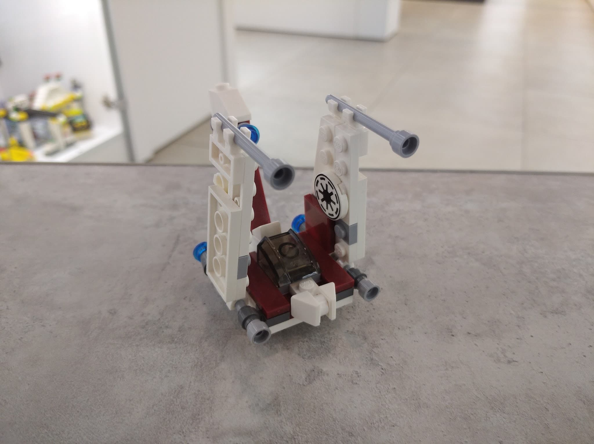 LEGO 8031 V-19 Torrent