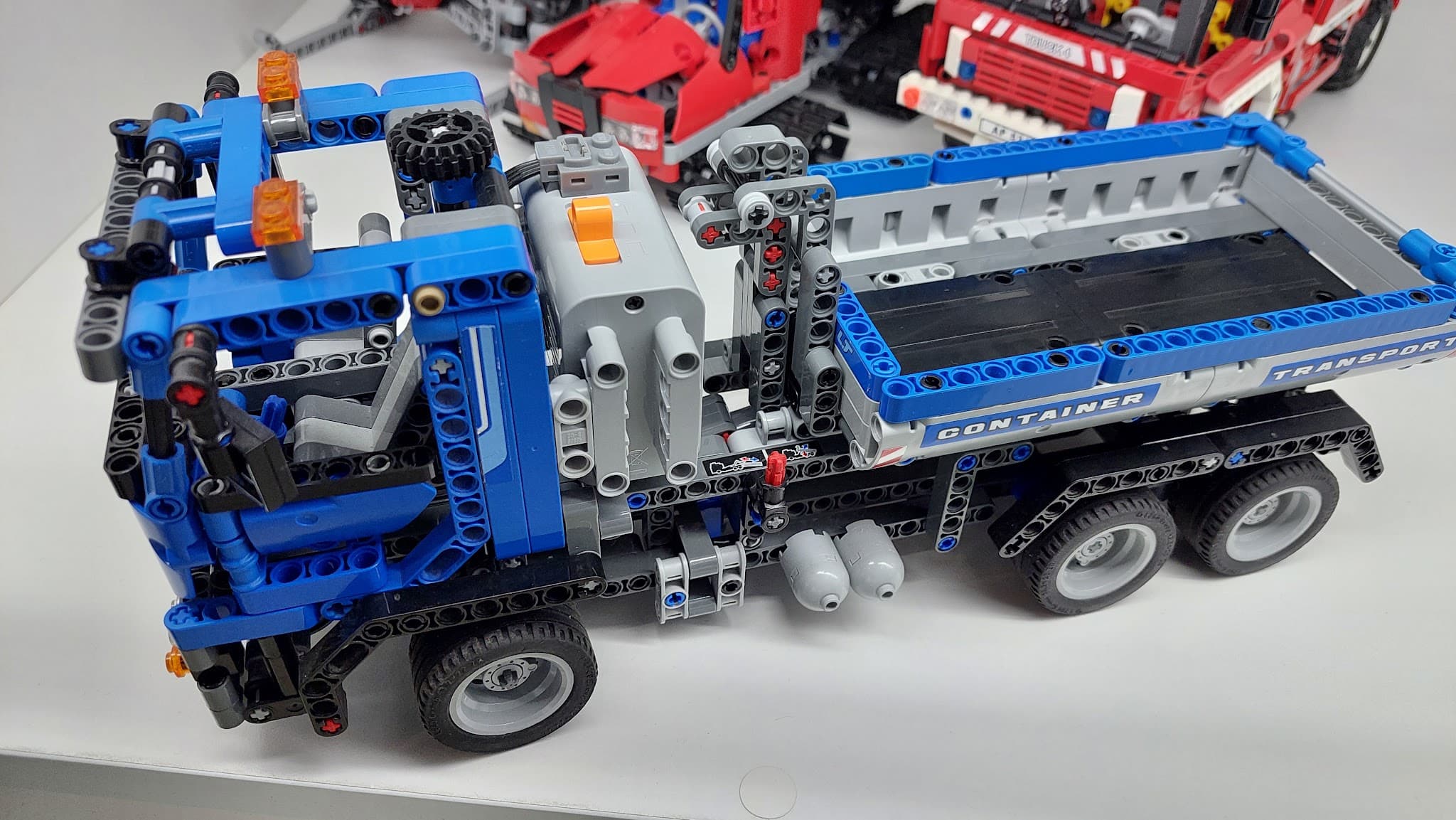 LEGO 8052 Container Truck