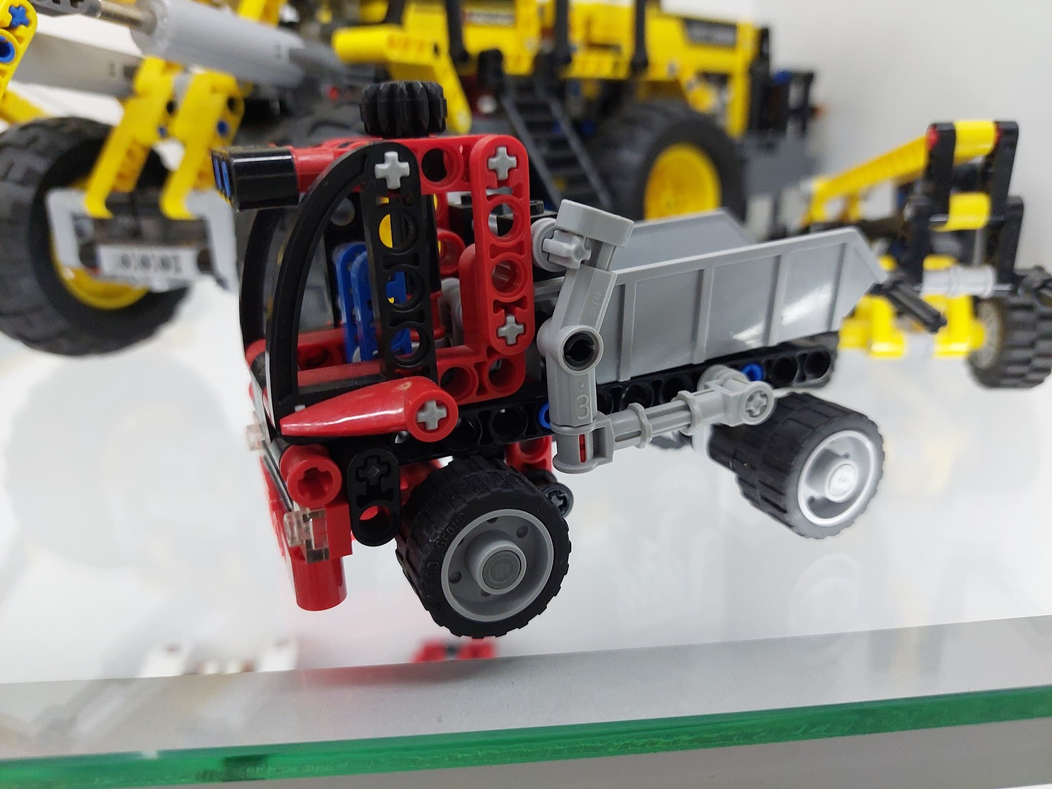 LEGO 8065 Mini Container Truck