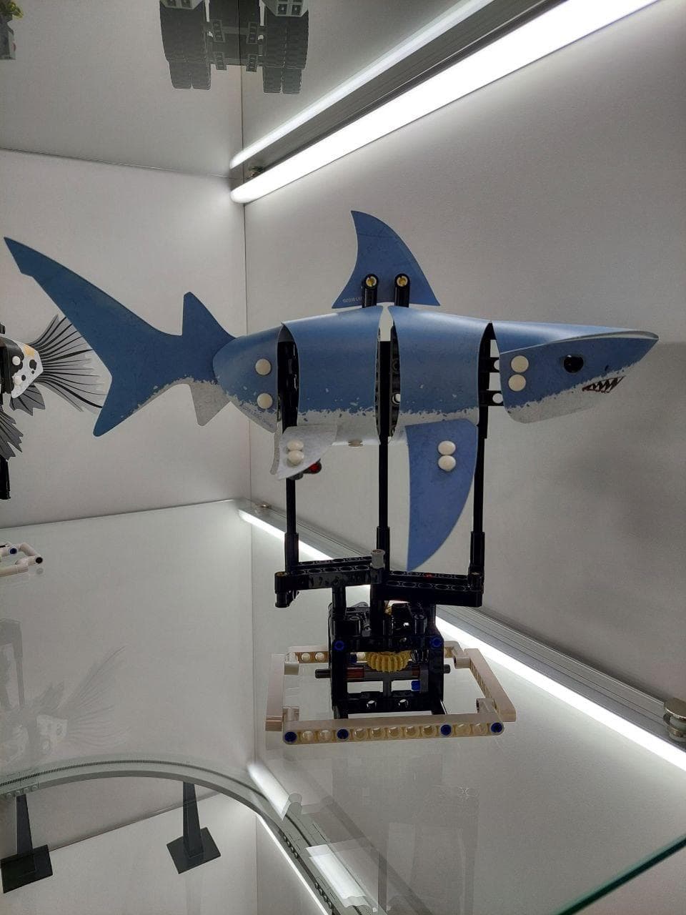 LEGO 81001 Shark Skin