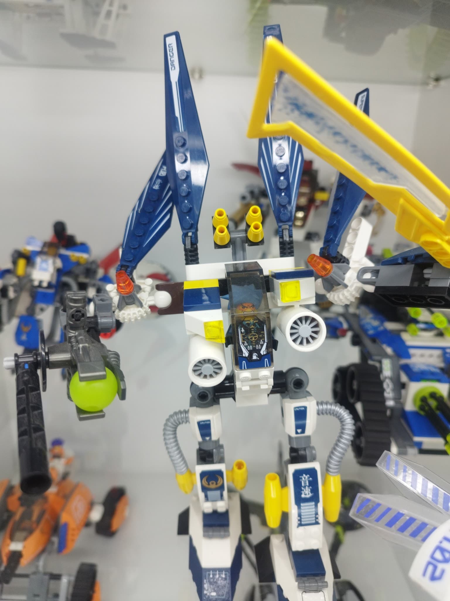 LEGO 8103 Sky Guardian