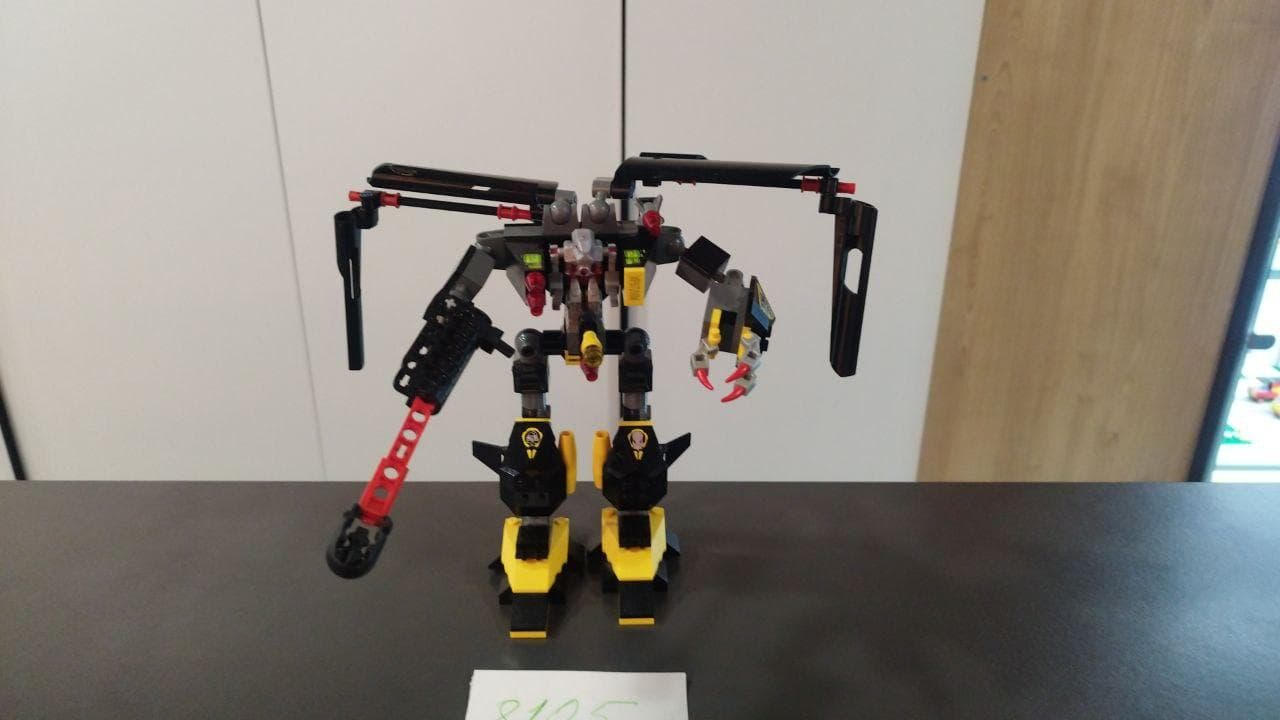 LEGO 8105 Iron Condor