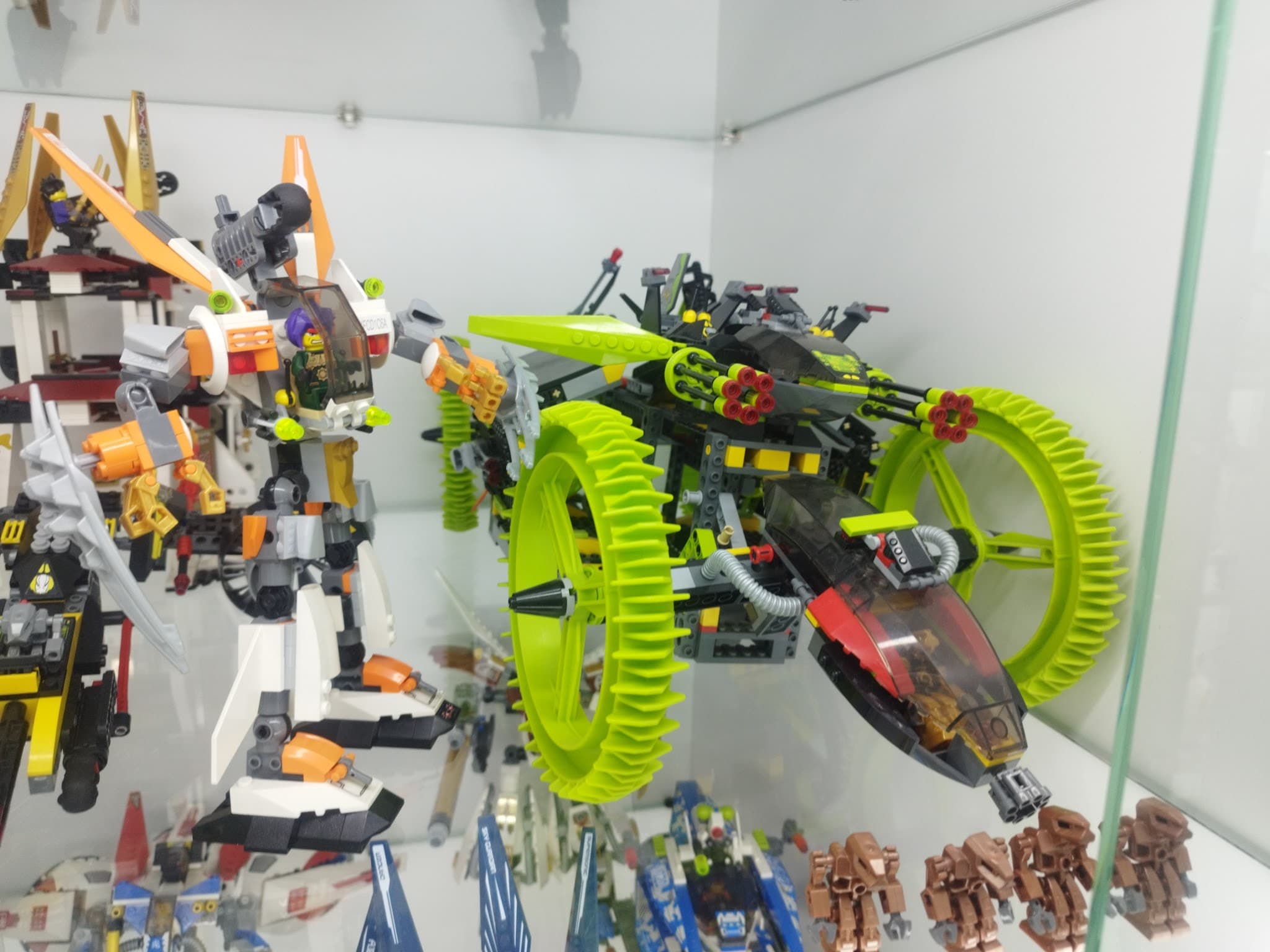 LEGO 8108 Mobile Devastator
